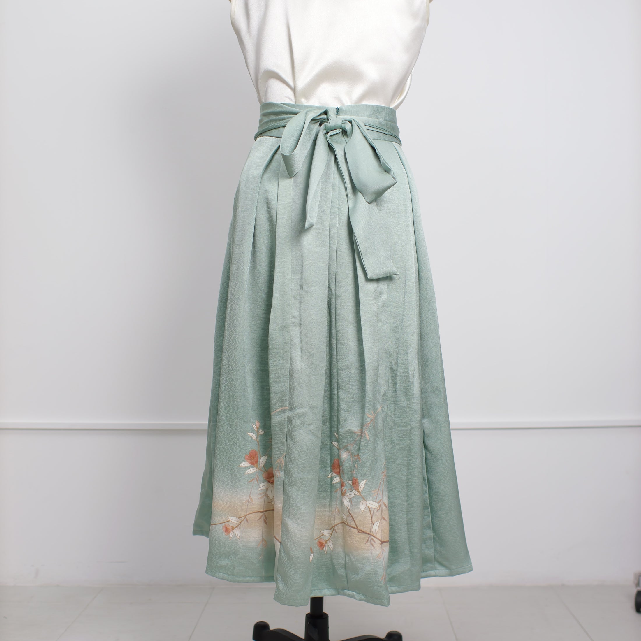 On-hand item: Long Circle Skirt | CS6263 - XLA
