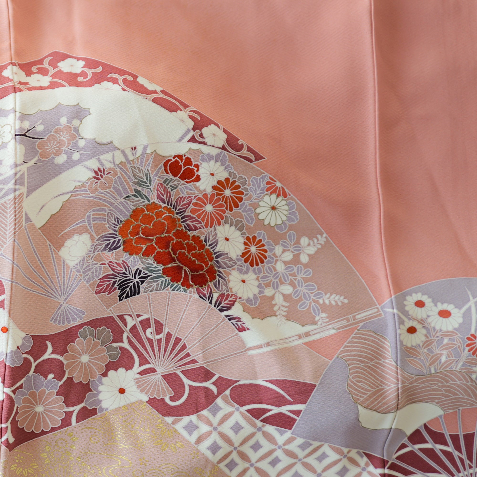 Dec 29 Live: The Dancing Rose; super flowy fabric (D29-26)