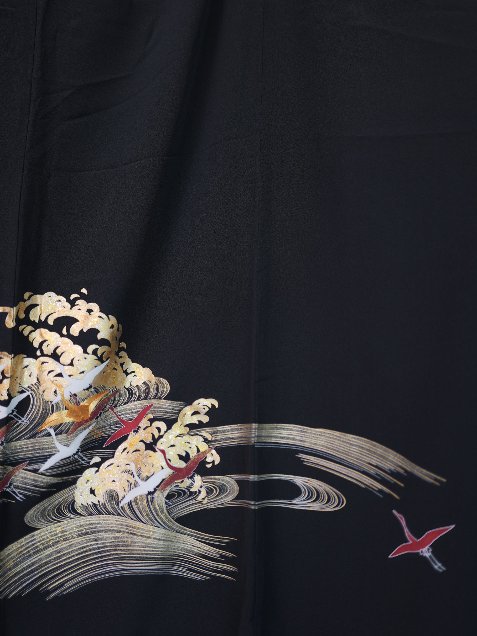 Sakura Collection Fabric: AP9-10 Gold and Red Cranes Over Golden Waves