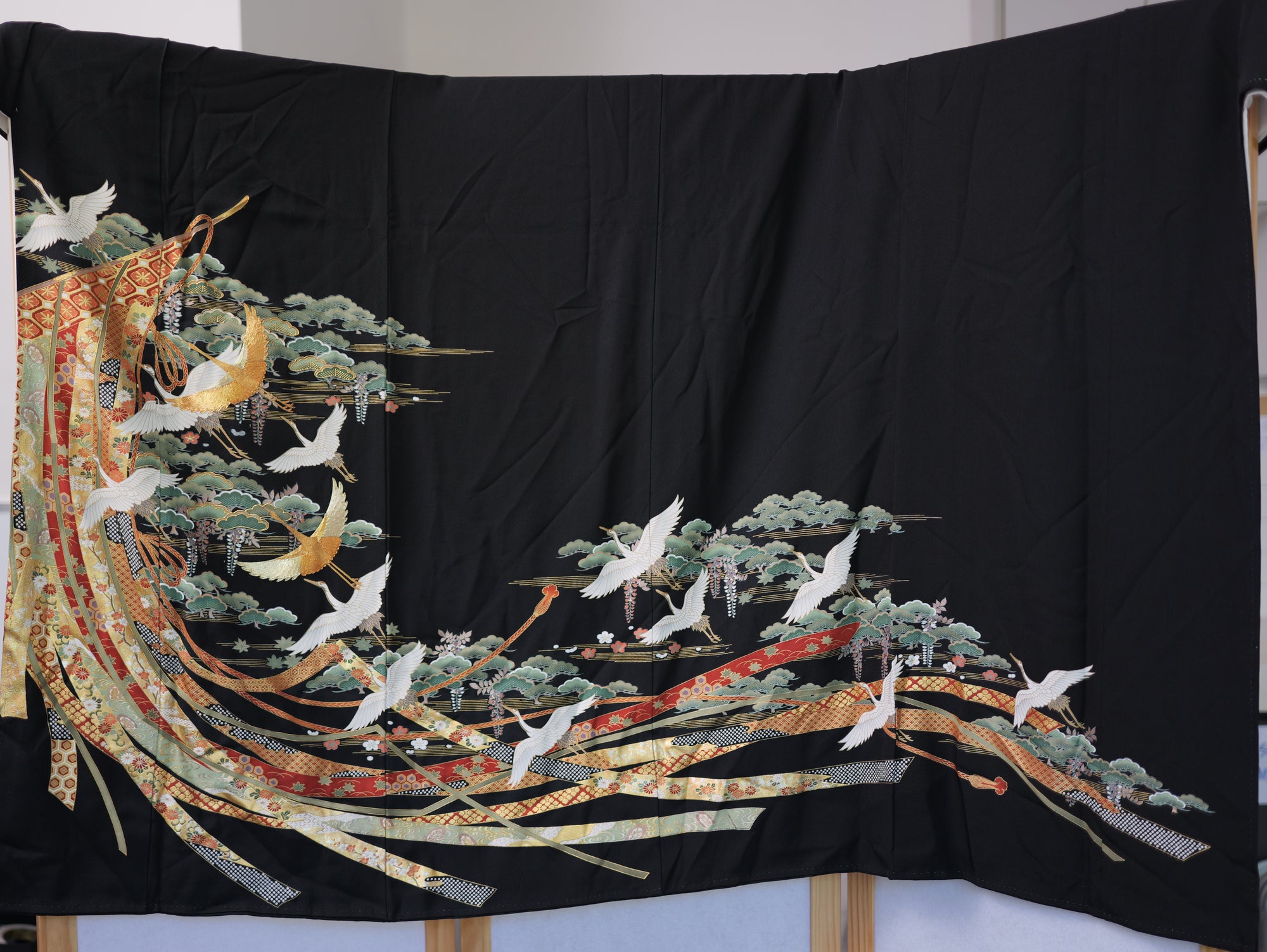 Premium Fabric: AP9-08 White Cranes Flying With Golden Strips of Fabric