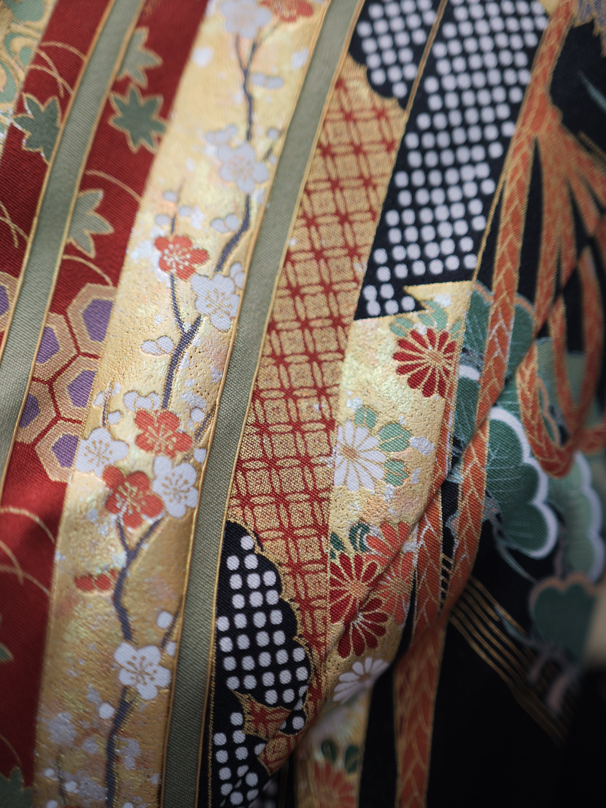 Premium Fabric: AP9-08 White Cranes Flying With Golden Strips of Fabric