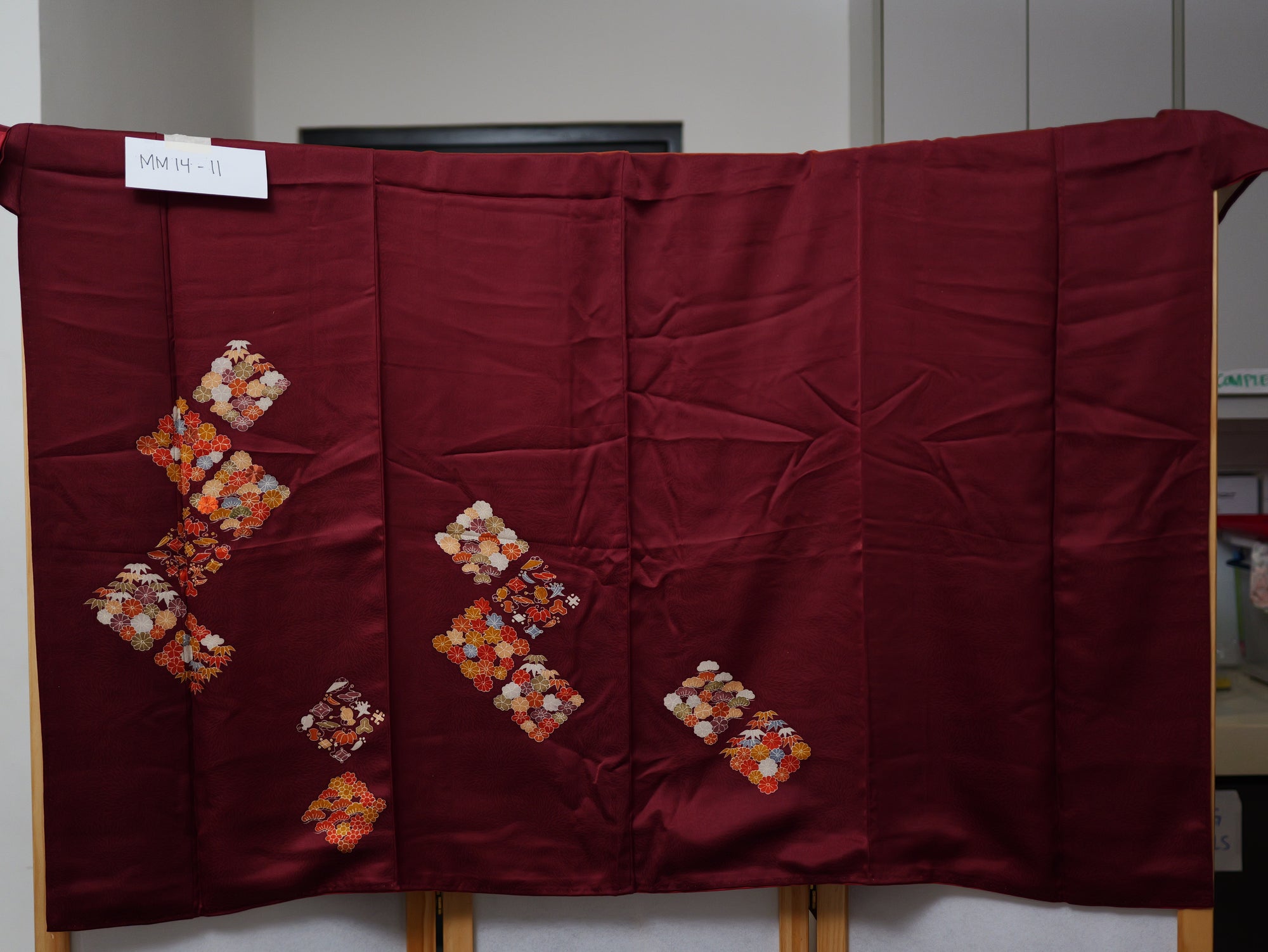 NALB (No Art Left Behind) Fabric: Deep Colored MM14-11