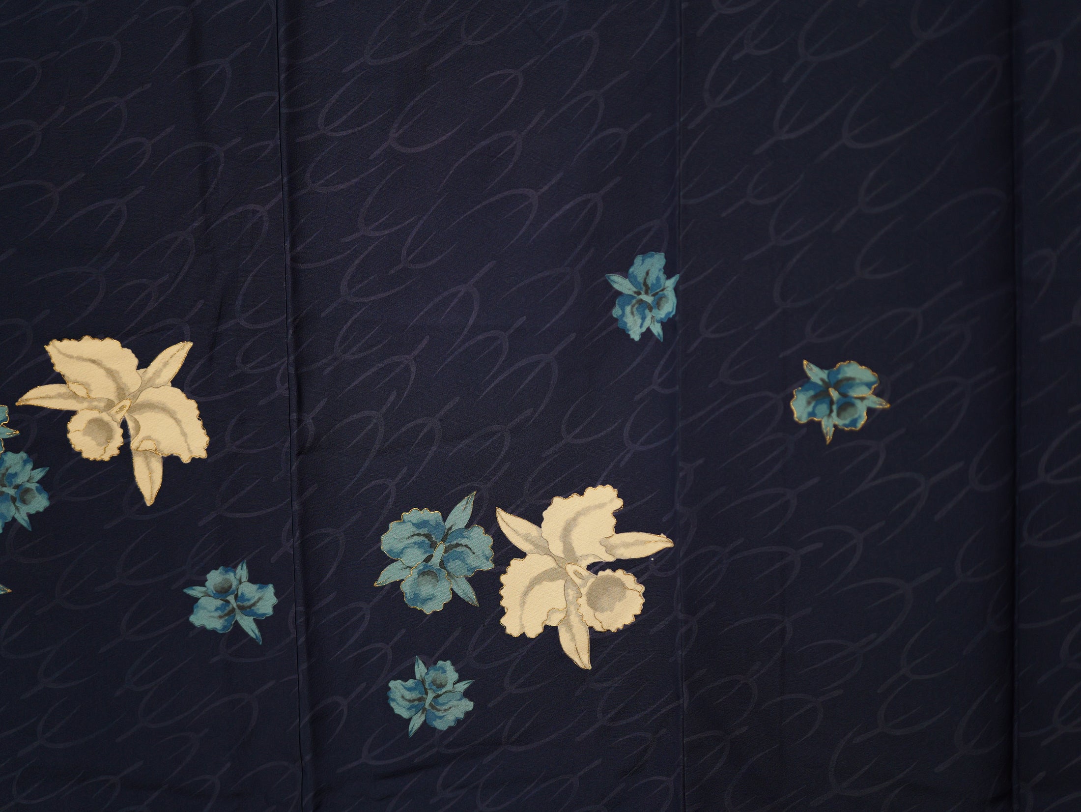 NALB (No Art Left Behind) Fabric: Navy Blue Florals MM14-14
