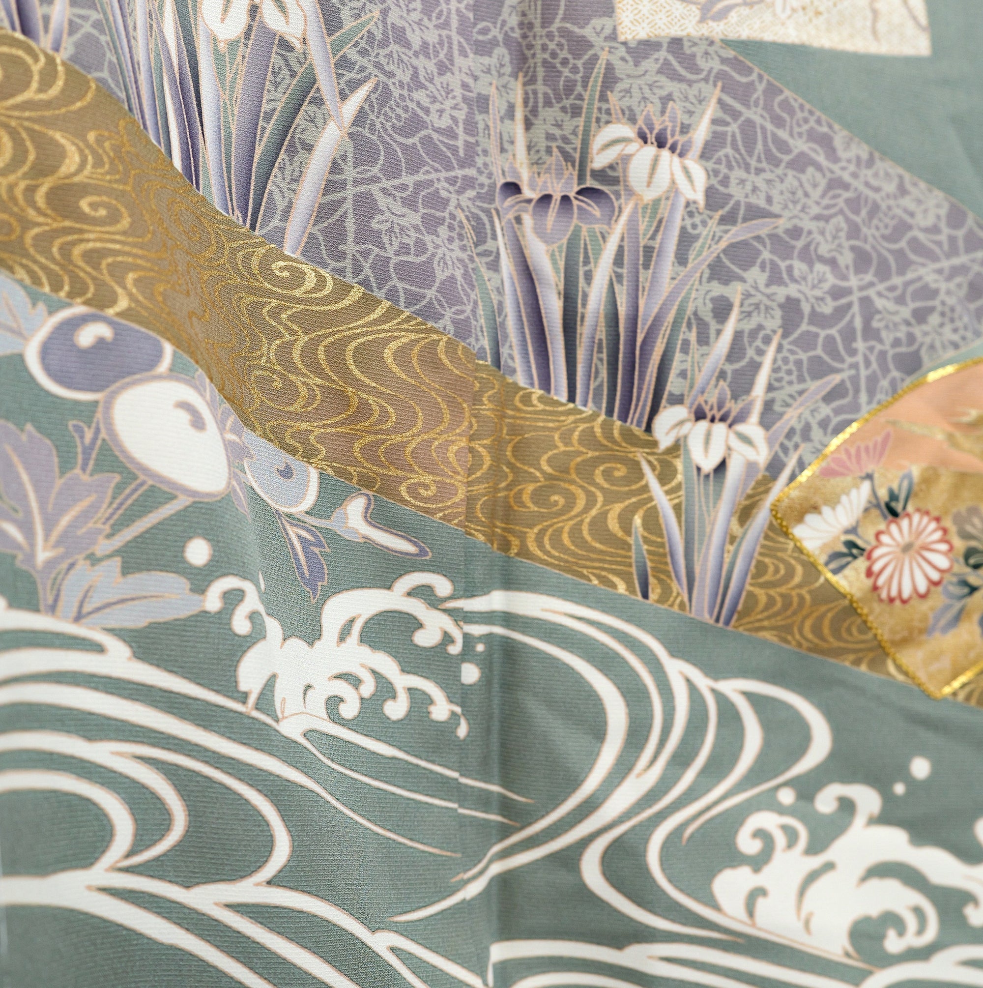Premium Fabric: Aug12-04 | Light Green w/ Gold