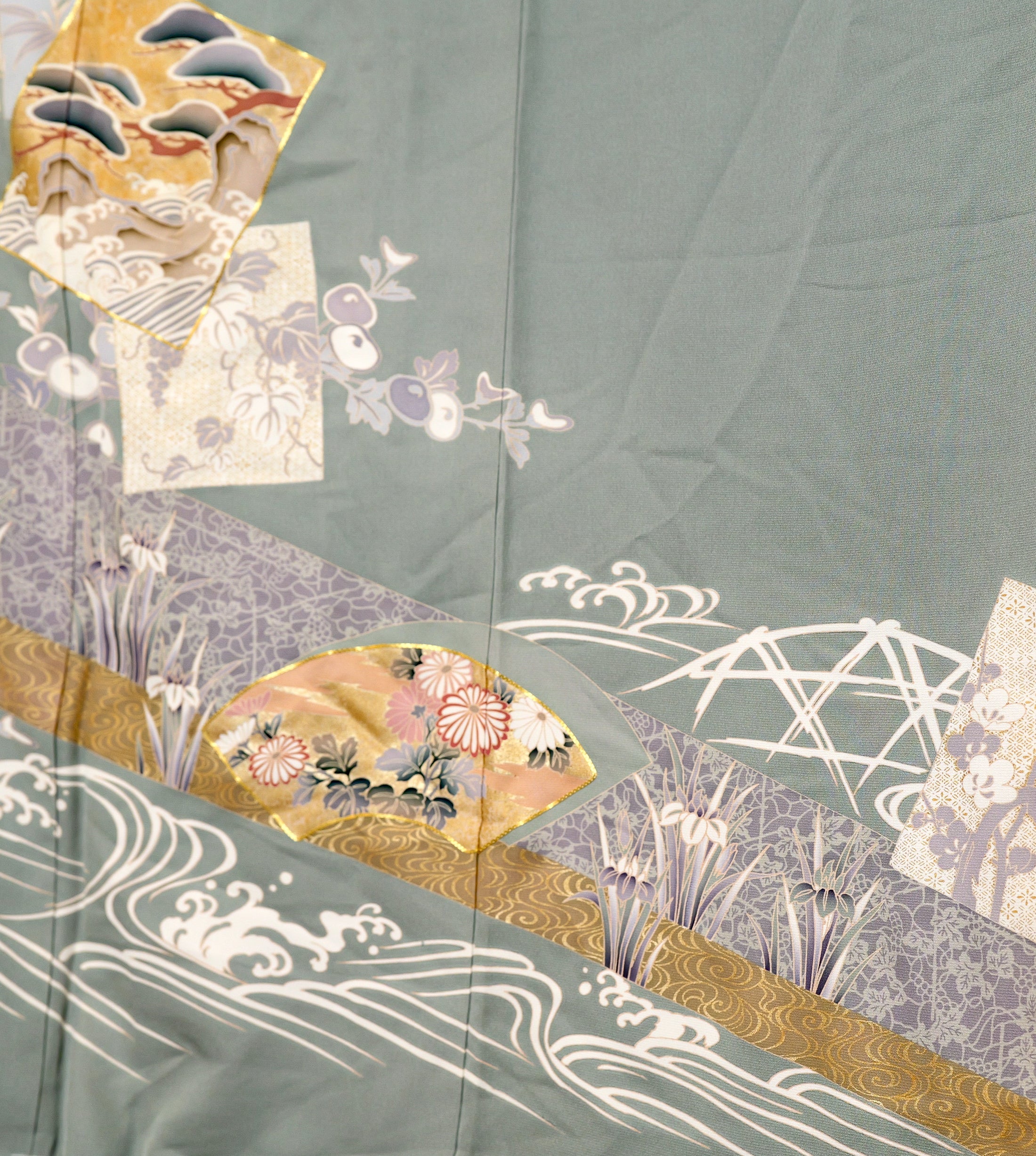 Premium Fabric: Aug12-04 | Light Green w/ Gold