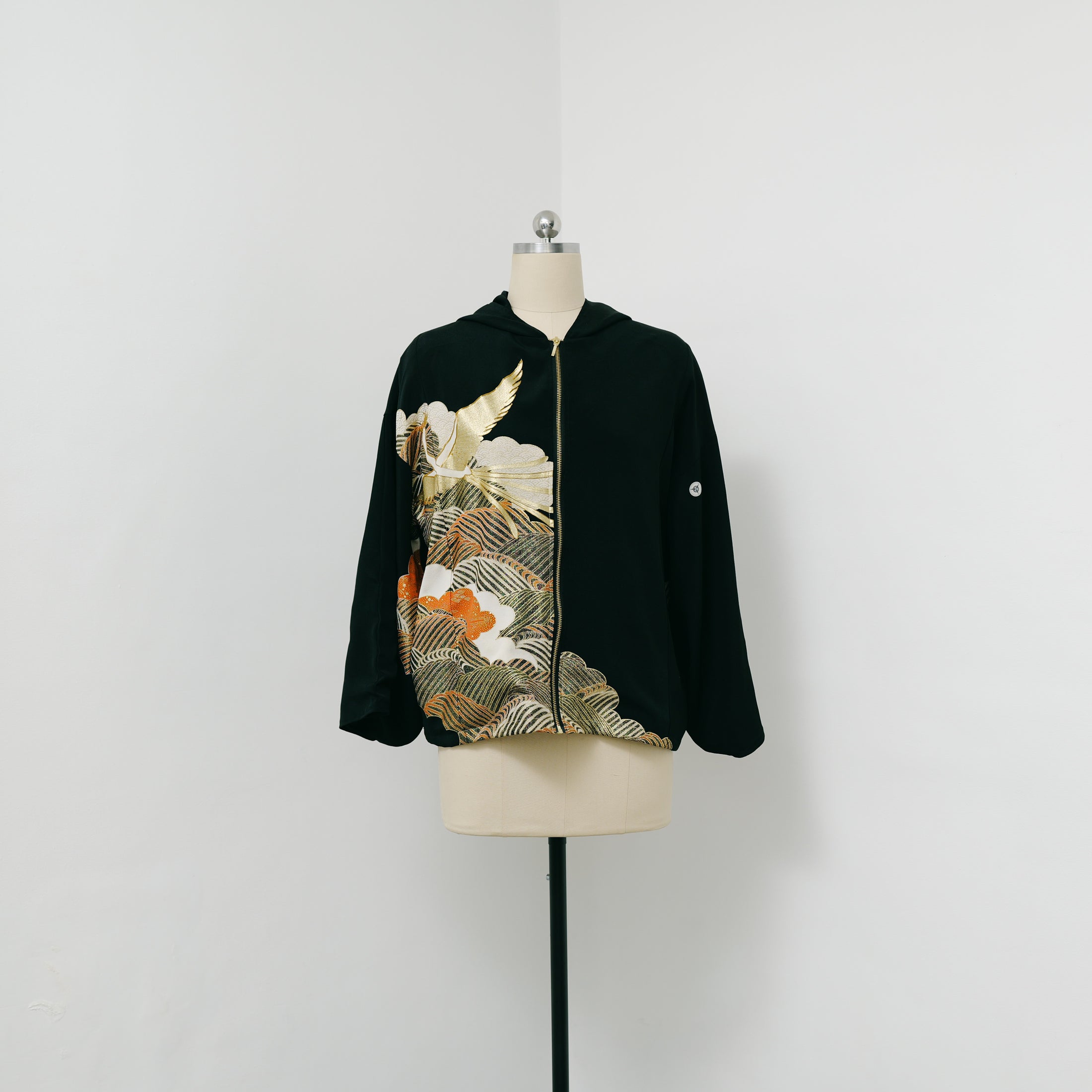 On-hand item: Hoodie With Zipper | HWZ4607 (beautiful gold design!)