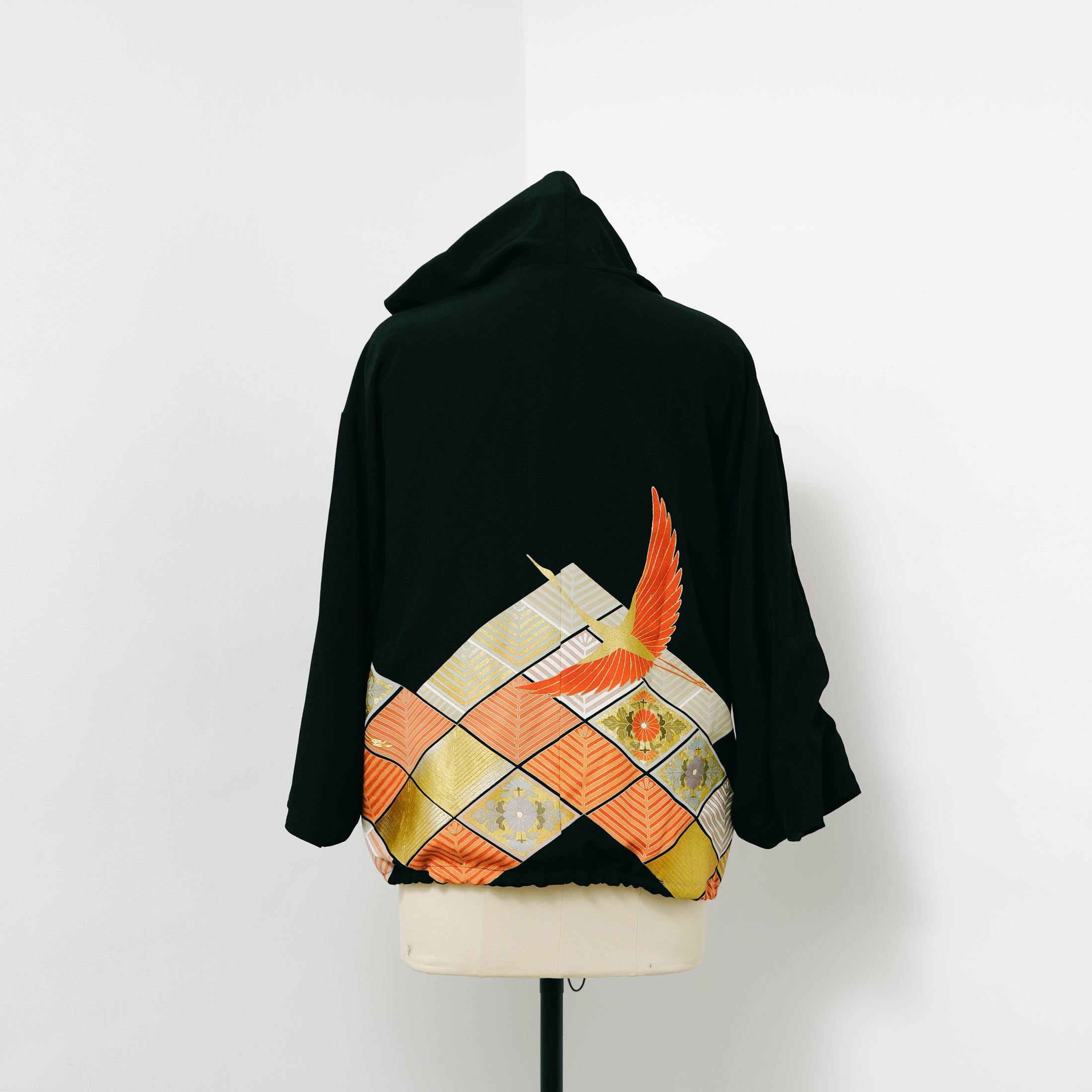On-hand Hoodie: Hoodie | H4492-one size (with cranes!!)