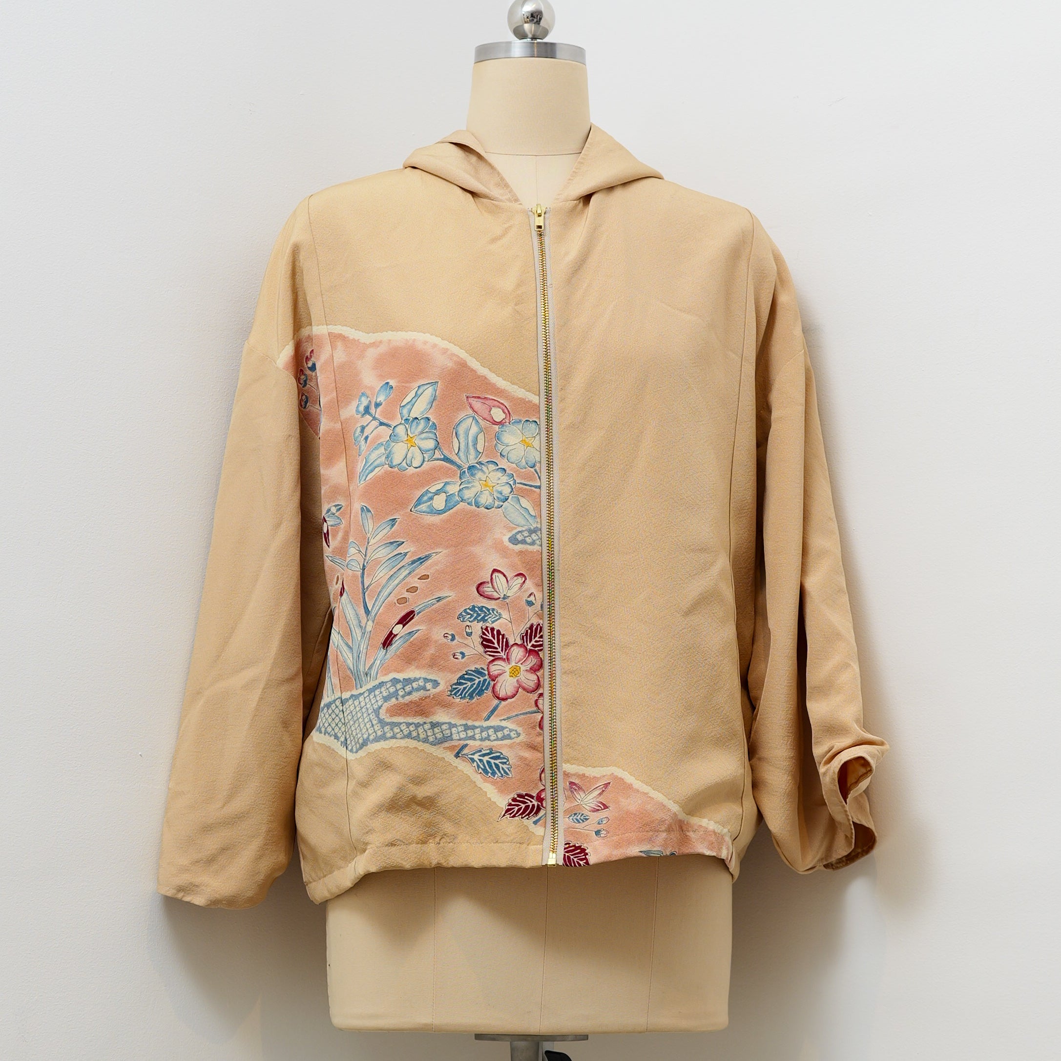 On-hand item: Hoodie With Zipper | HWZ3761 (with a little bit of storage stain)