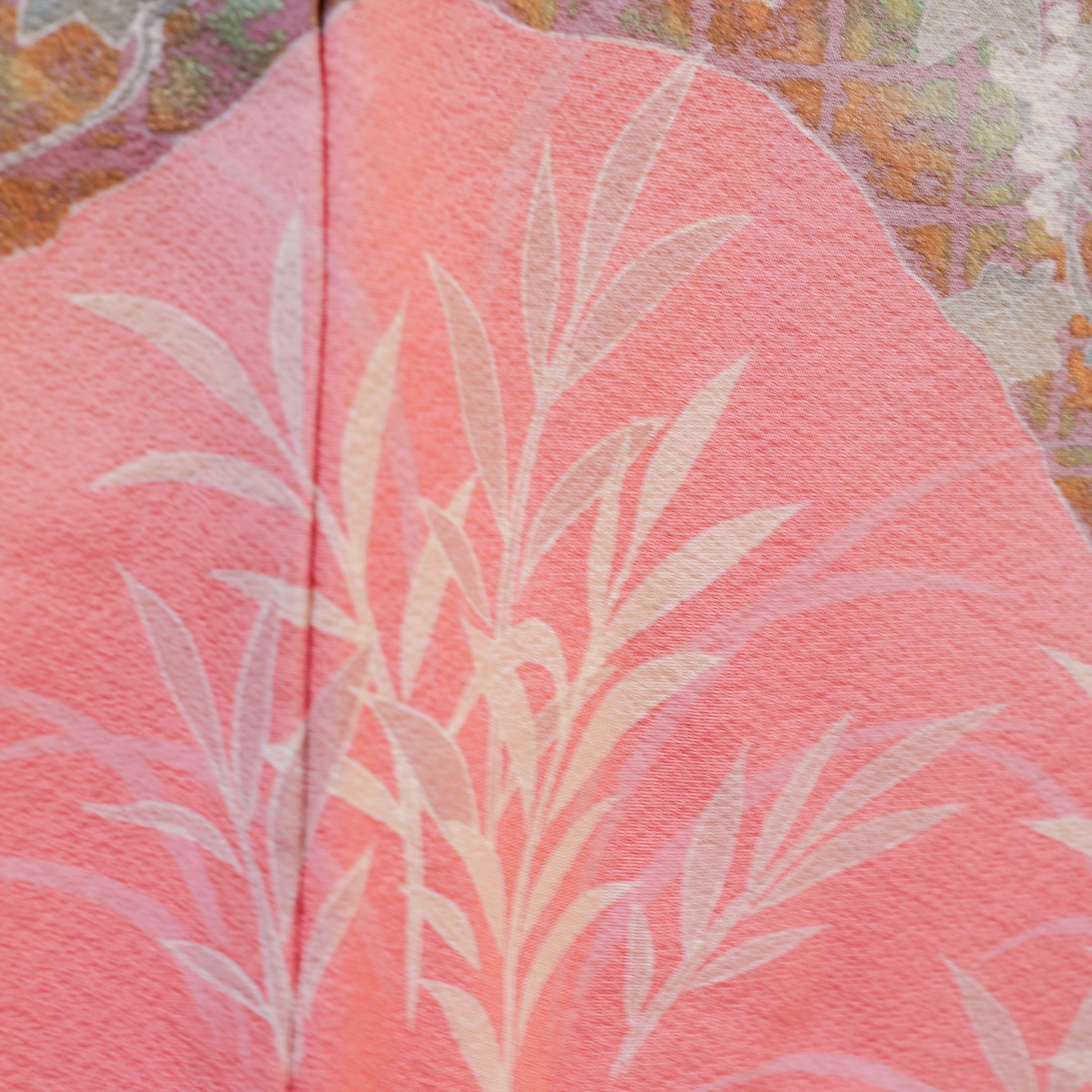 NALB - No Art Left Behind Fabric: 1217NALB-07 Salmon pink with gold