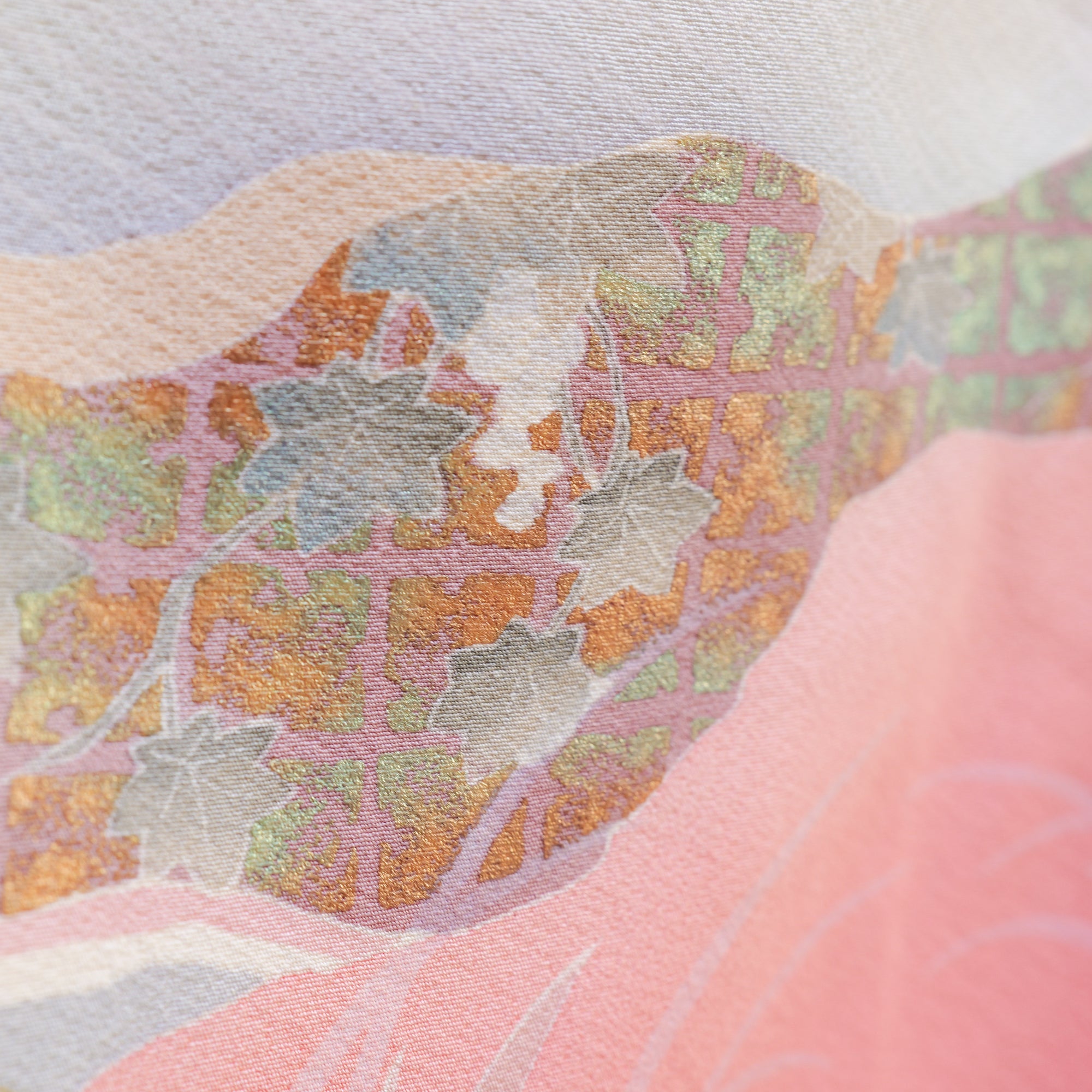 NALB - No Art Left Behind Fabric: 1217NALB-07 Salmon pink with gold
