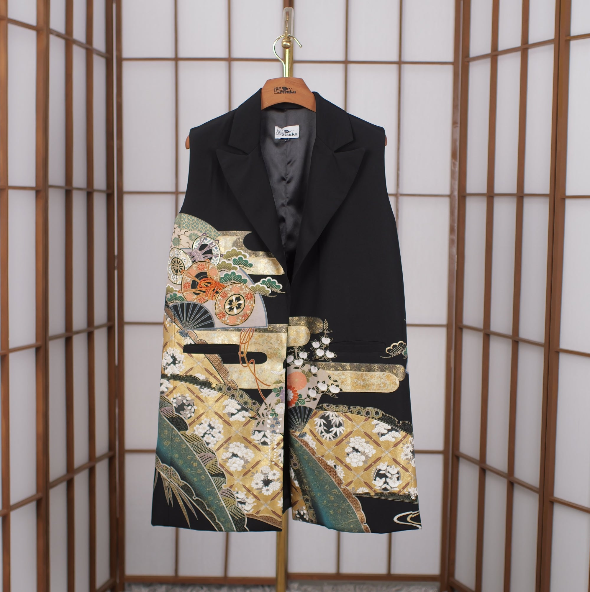 Premium On-hand: No sleeves suit jacket | L Black NSSJ4709M (Mimi's choice)