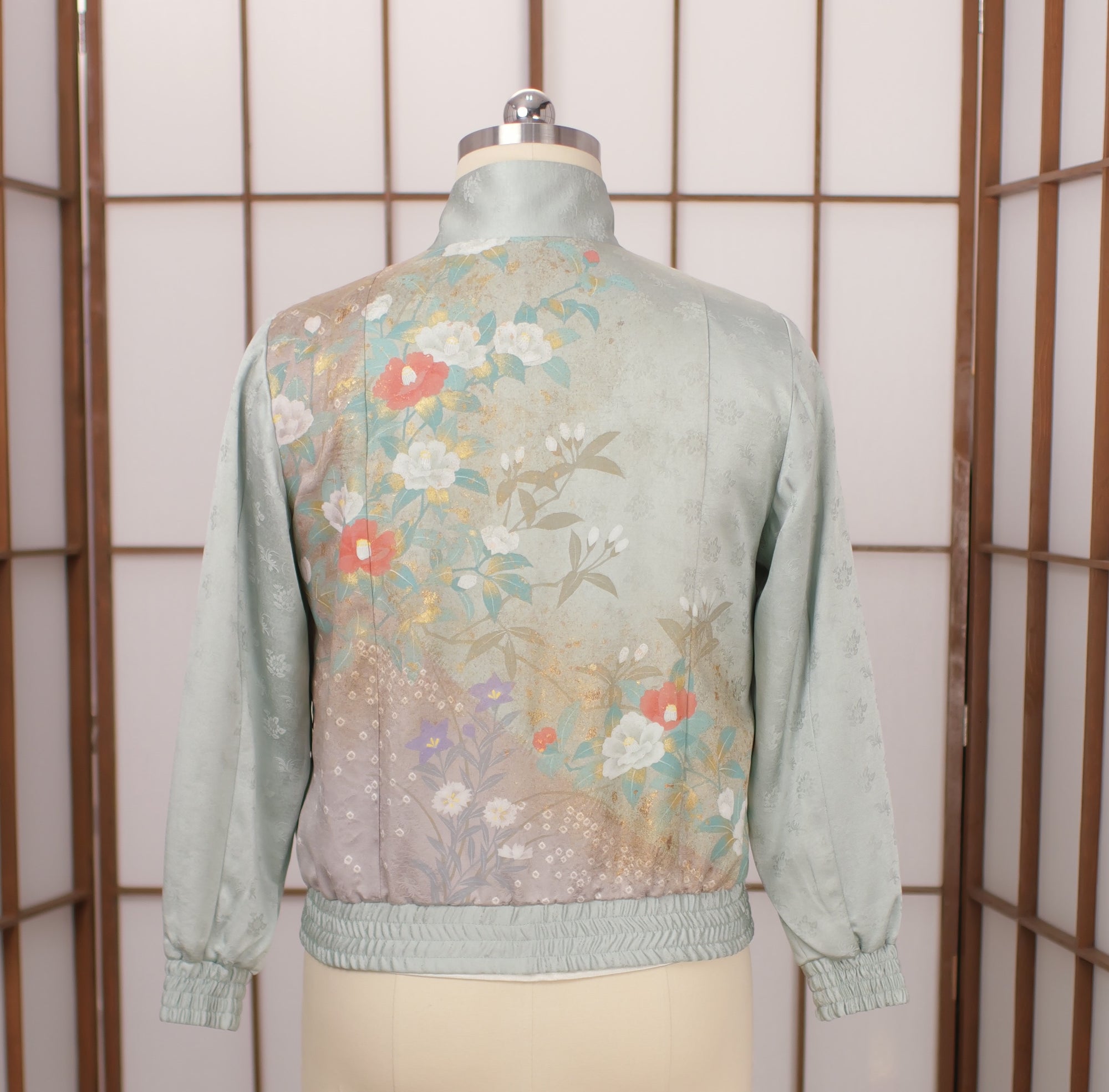 Premium On-hand: Flowery Green Woman Chinese Knot Jacket | CNY7195 | LB
