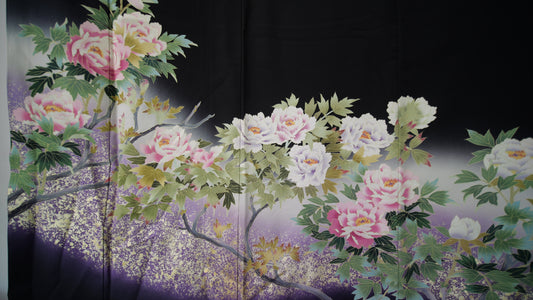 MM15 Premium Fabric: MM15-05 | Black Petals on a Limb