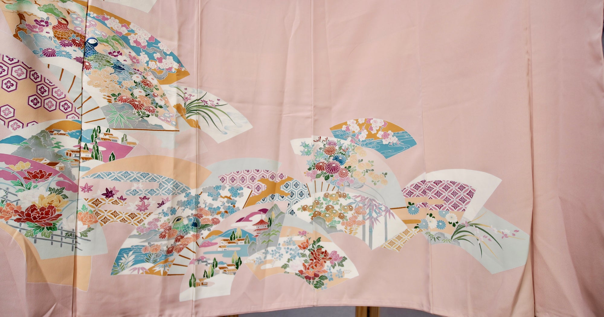 Premium Fabric: AP25-01 | Pink Fans with Oshidori