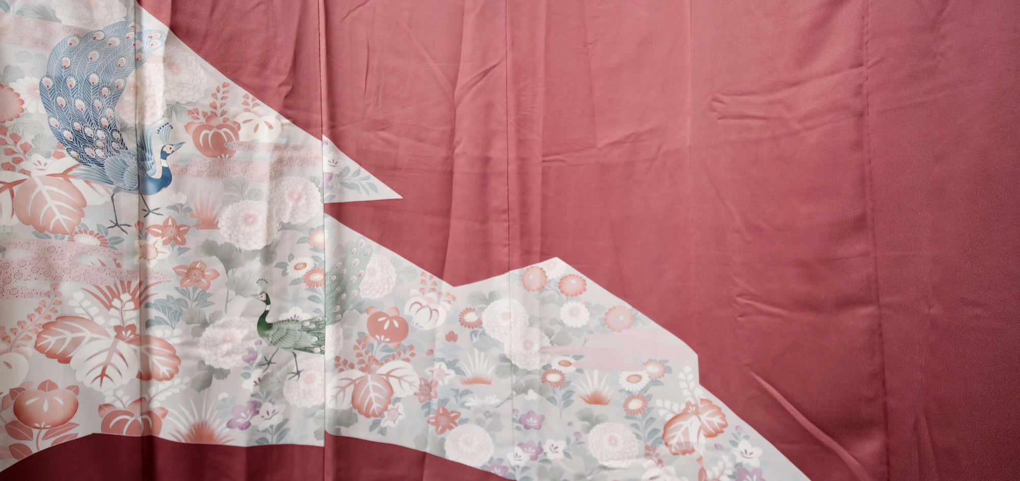 NALB (No Art Left Behind) Fabric: AP25-04 | Peacock in Red
