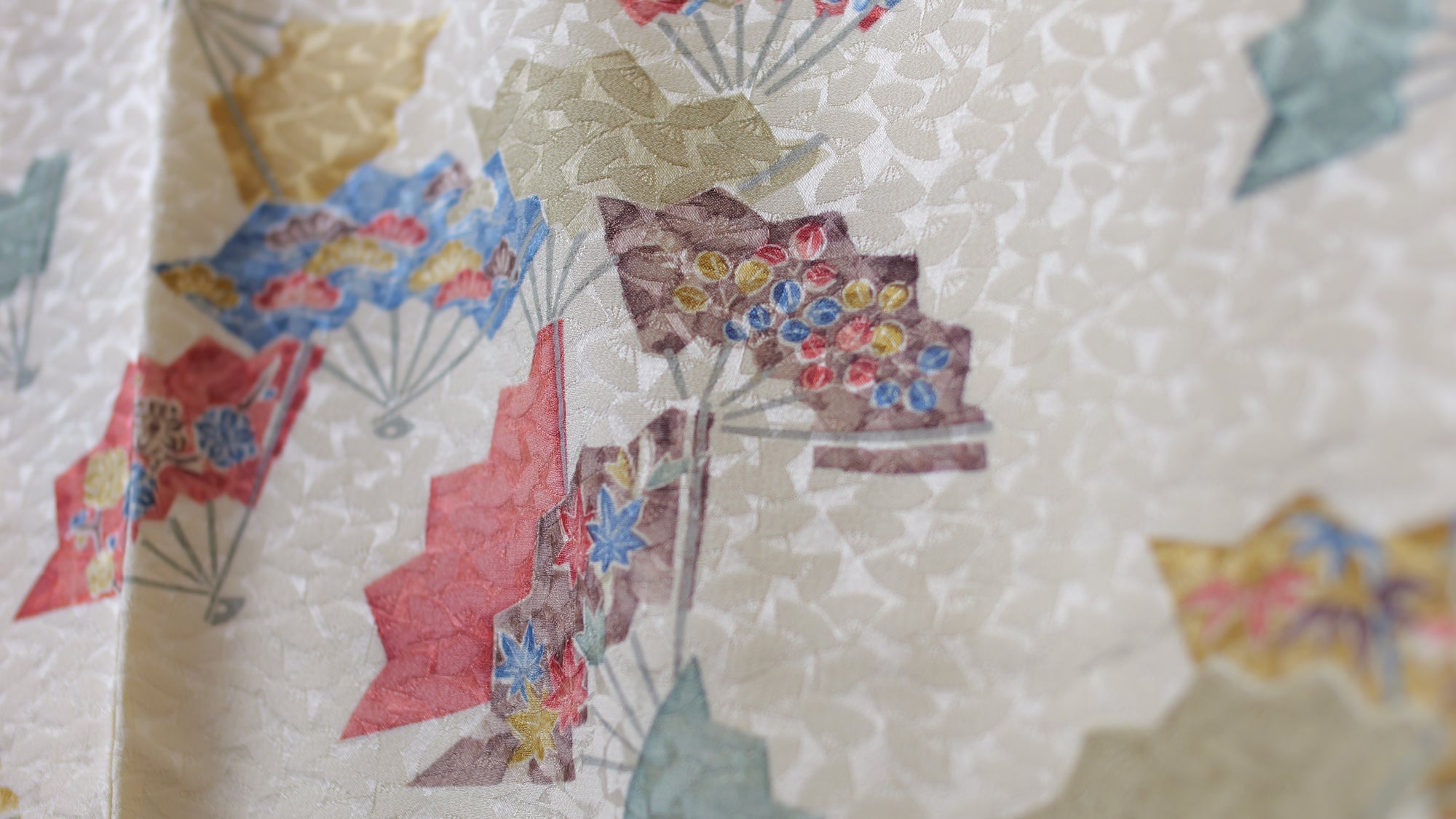 NALB (No Art Left Behind) Fabric: AP25-07 | Colorful Fans with cream fabric