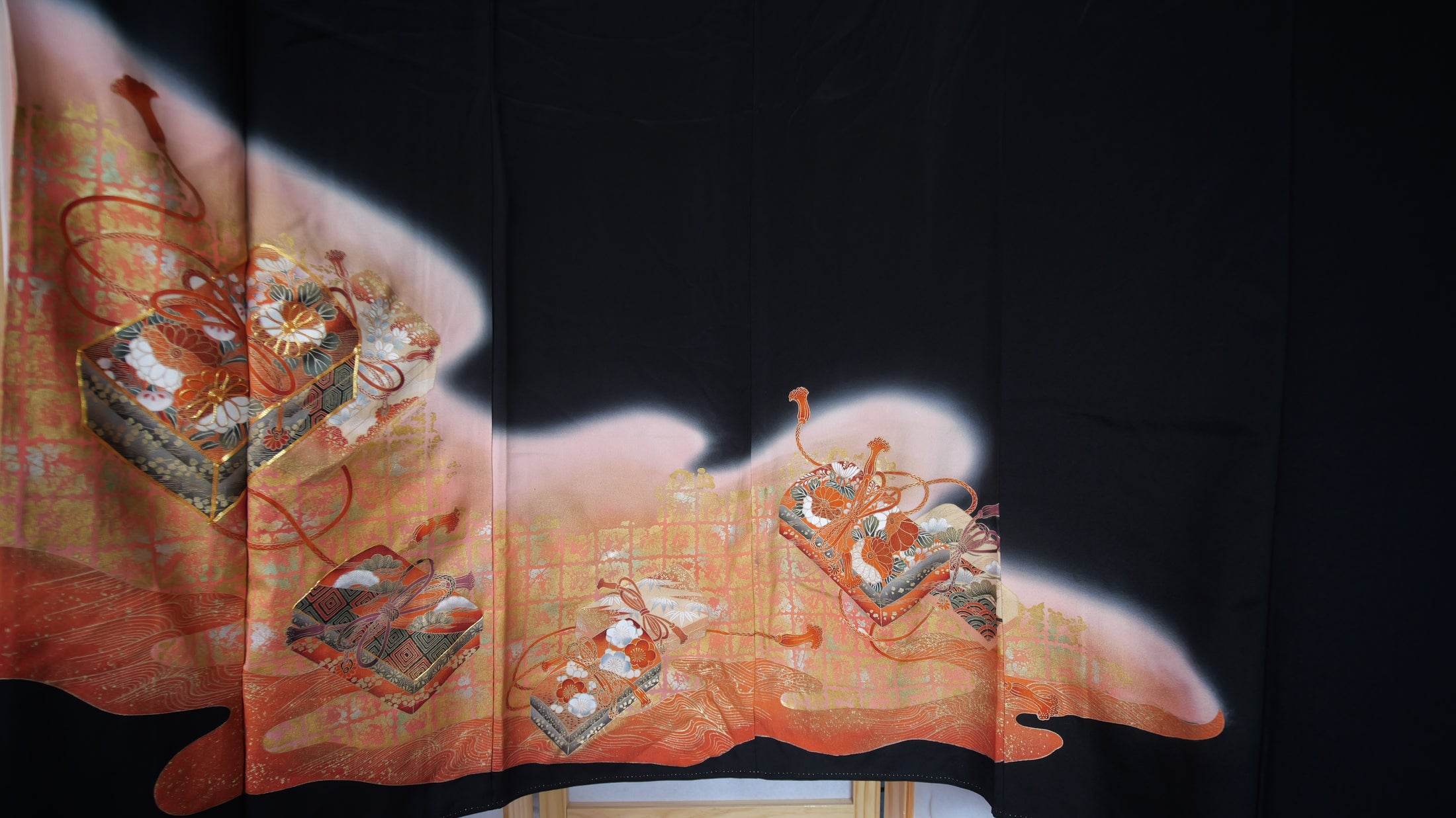 NALB (No Art Left Behind) Fabric: AP27-07 | Black Orange