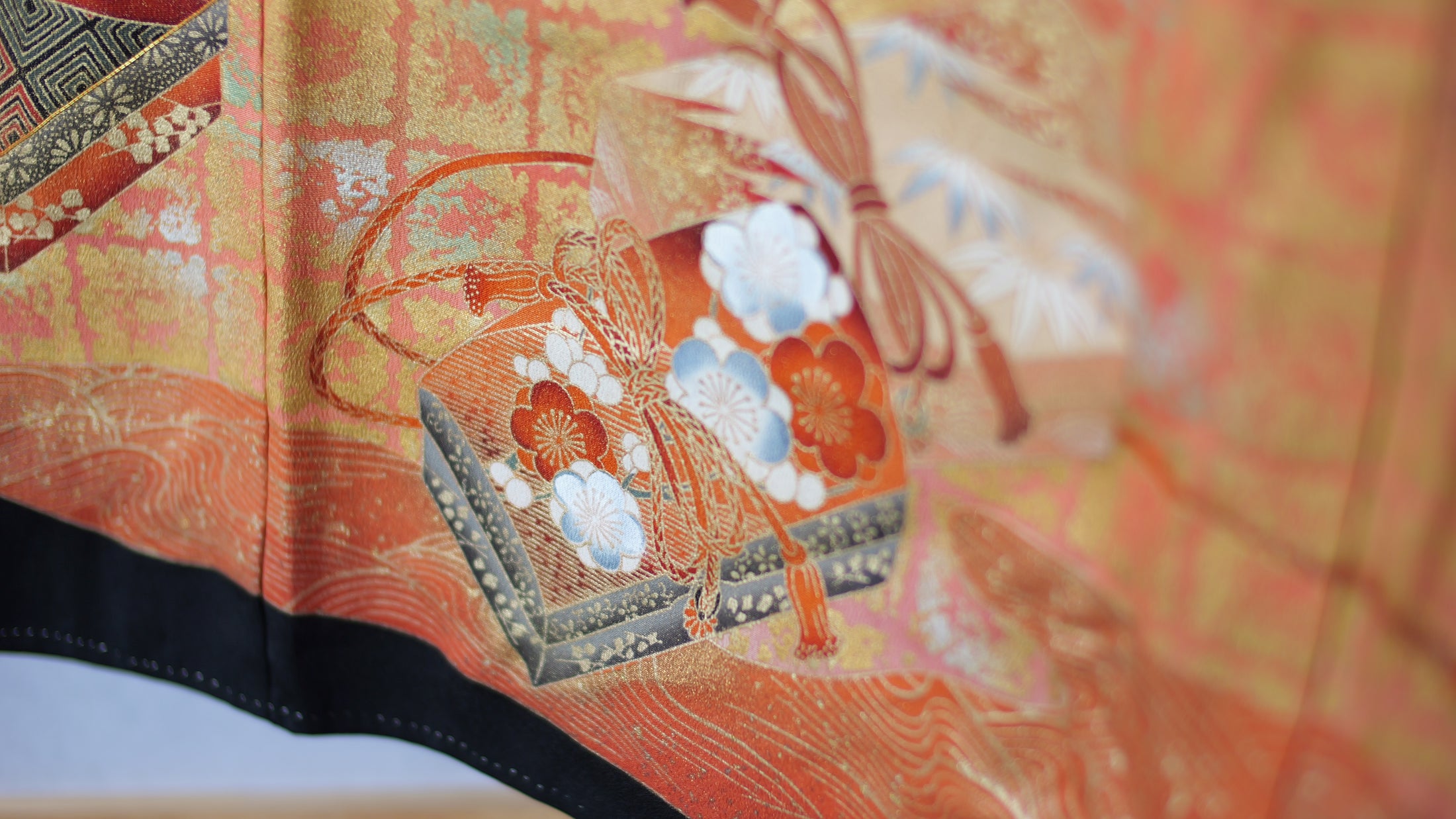 NALB (No Art Left Behind) Fabric: AP27-07 | Black Orange