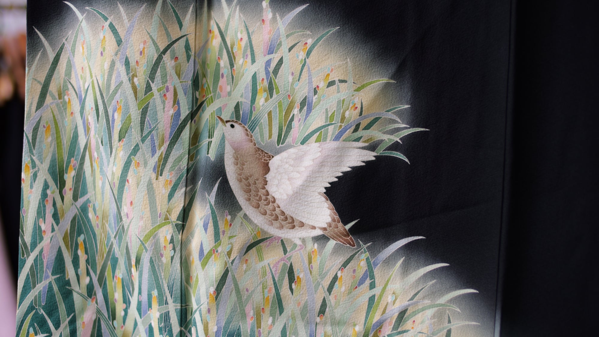 NALB (No Art Left Behind) Fabric: AP27-08 | Black Birds in the Grasslands