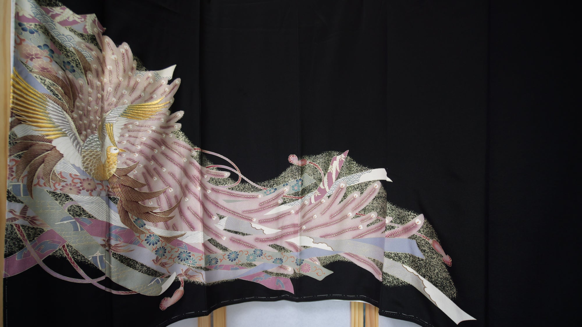 NALB (No Art Left Behind) Fabric: AP27-11 | Black Violet Phoenix
