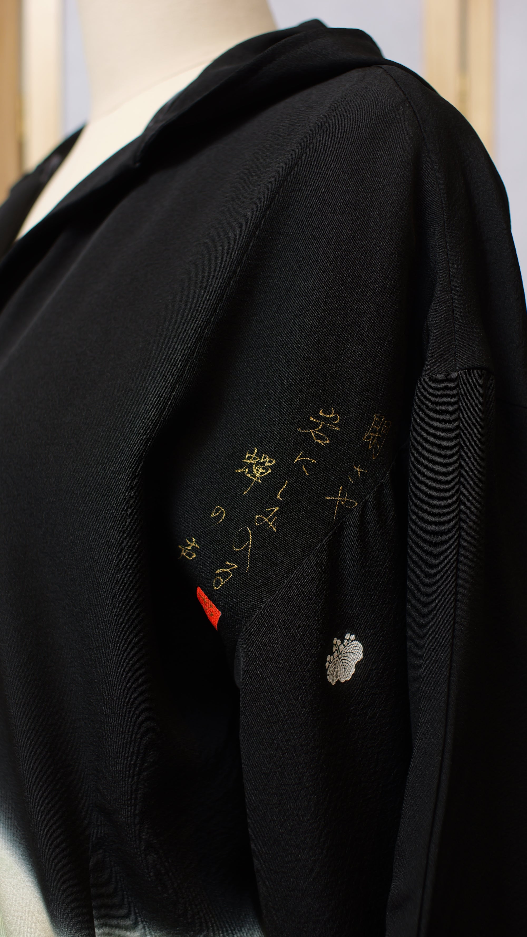 Ap30 On-hand: Black Hoodie H3426