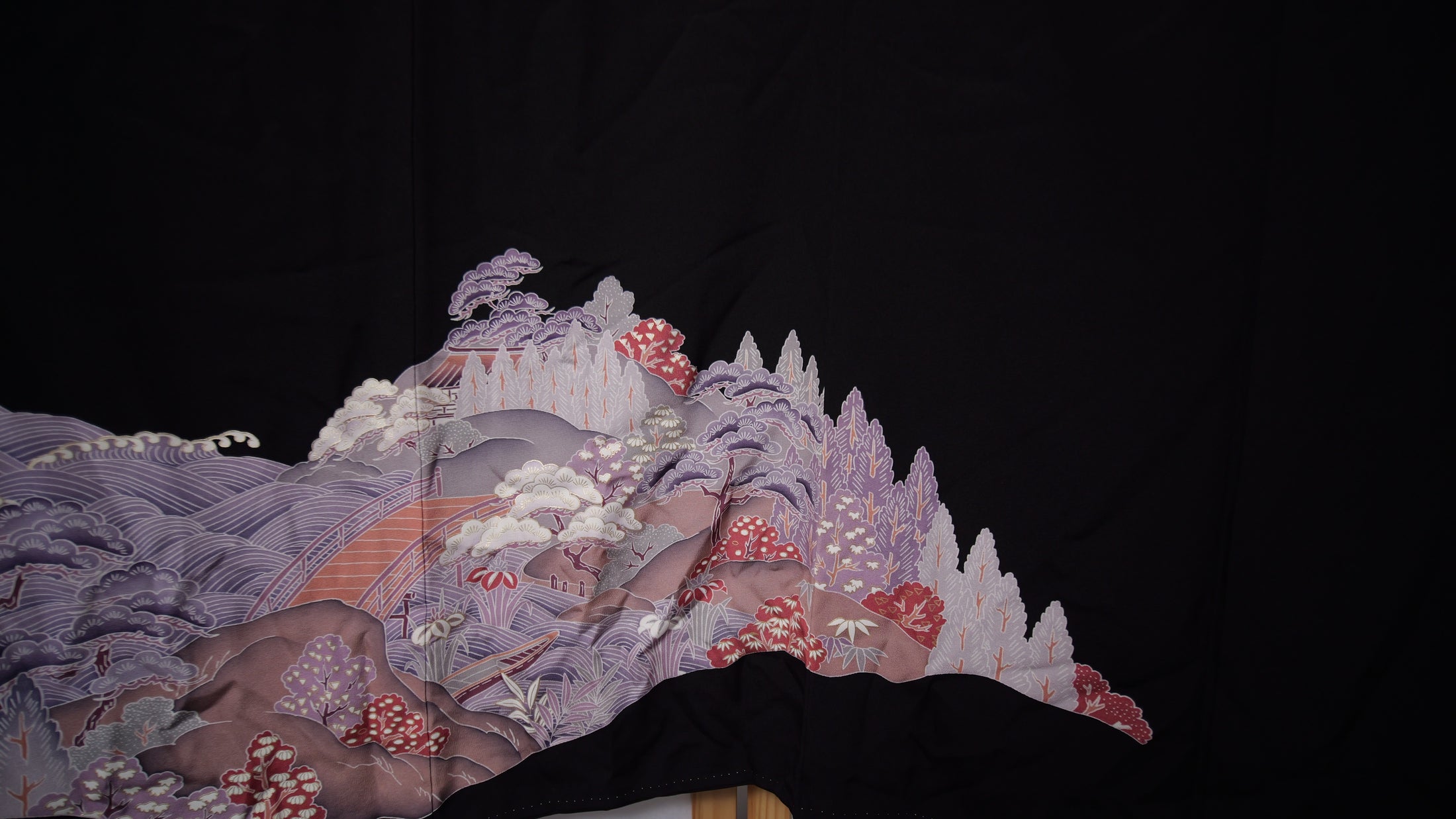 NALB (No Art Left Behind) Fabric: Black Purple MA01-02