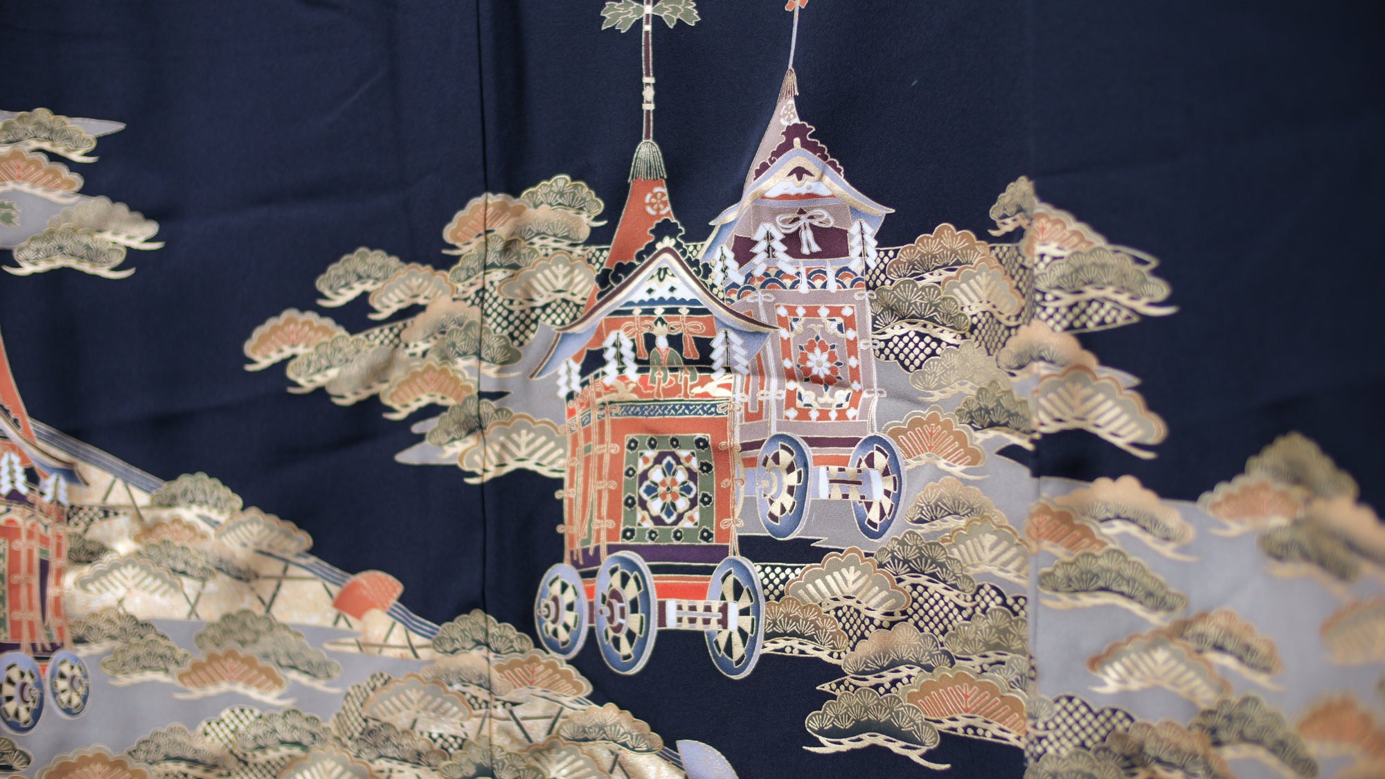 NALB (No Art Left Behind) Fabric: Black Chariots | MA01-05