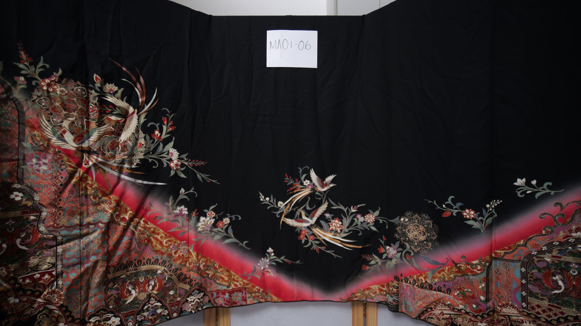 Premium Fabric: Black Red Birds | MA01-06