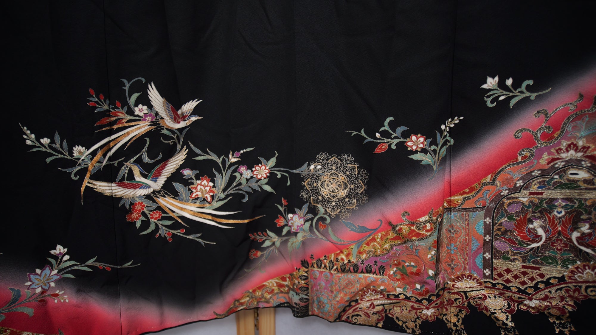 Premium Fabric: Black Red Birds | MA01-06
