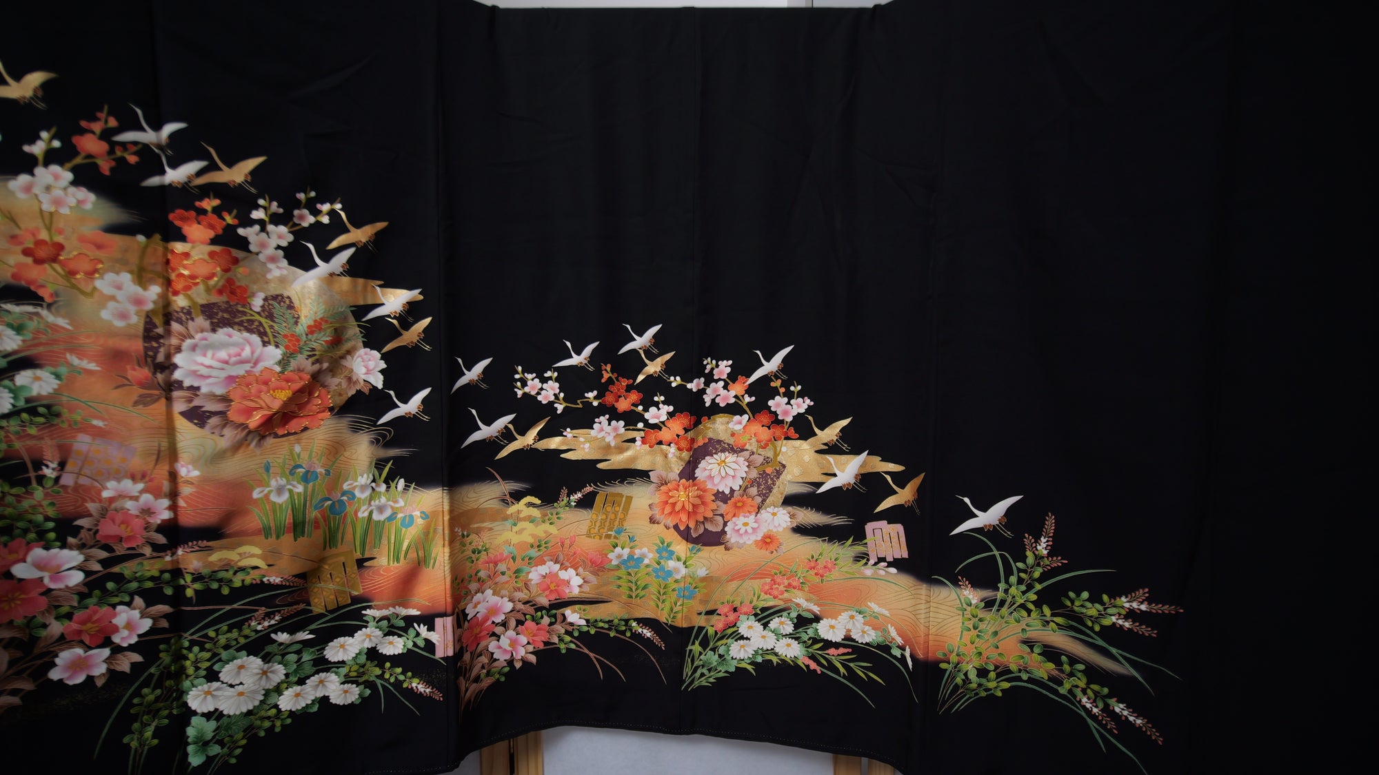 Sakura Collection Fabric: Black Orange Cranes Flying | MA01-09