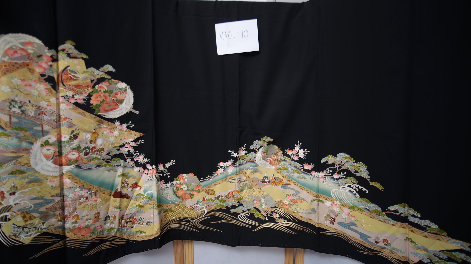 NALB (No Art Left Behind) Fabric: Black Birds and Tress | MA01-10