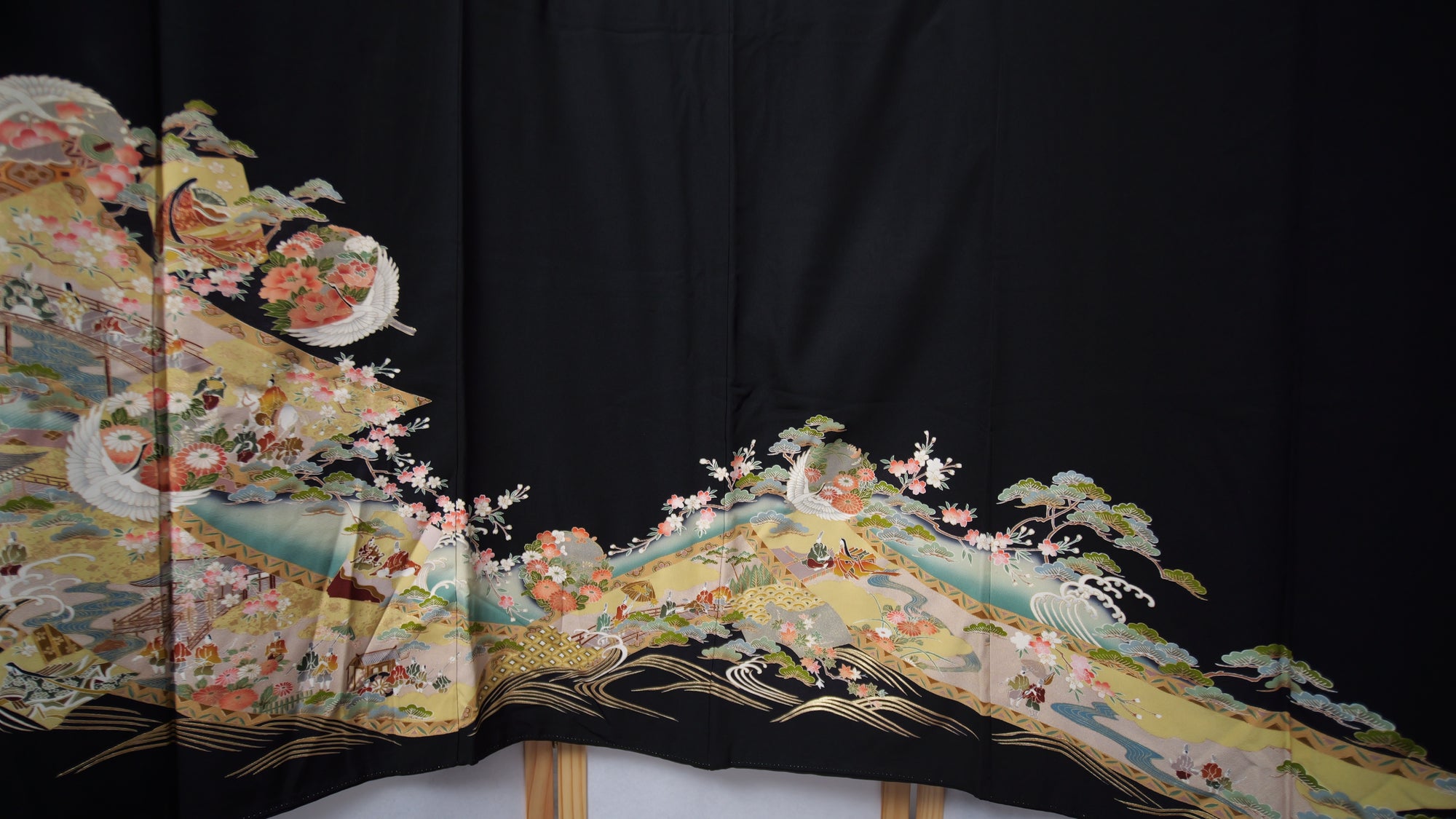 NALB (No Art Left Behind) Fabric: Black Birds and Tress | MA01-10