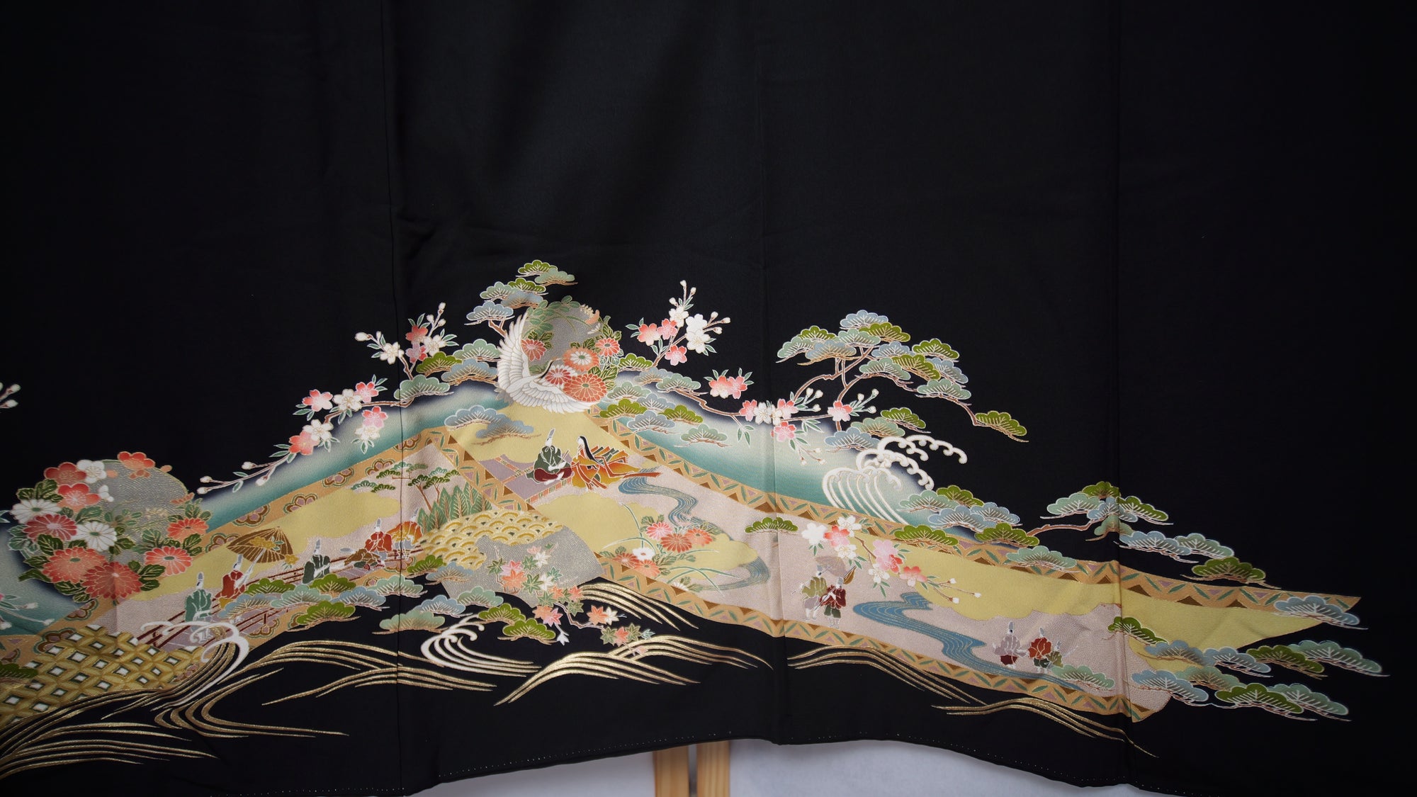 NALB (No Art Left Behind) Fabric: Black Birds and Tress | MA01-10