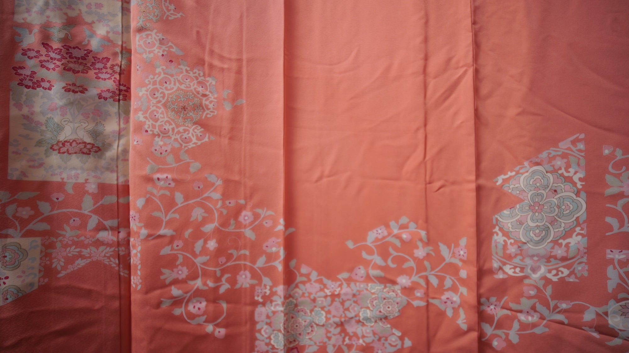 NALB - No Art Left Behind Fabric: Bright MA08-04