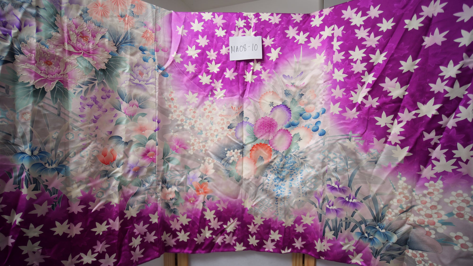NALB - No Art Left Behind Fabric: MA08-10 | Violet Floral