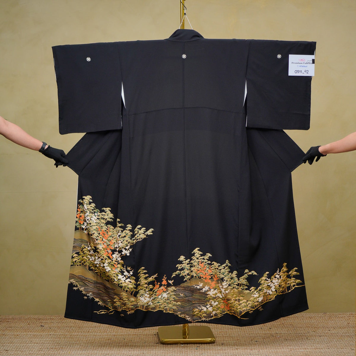 Chiku Fabric: 0911_42 | Golden Leaves