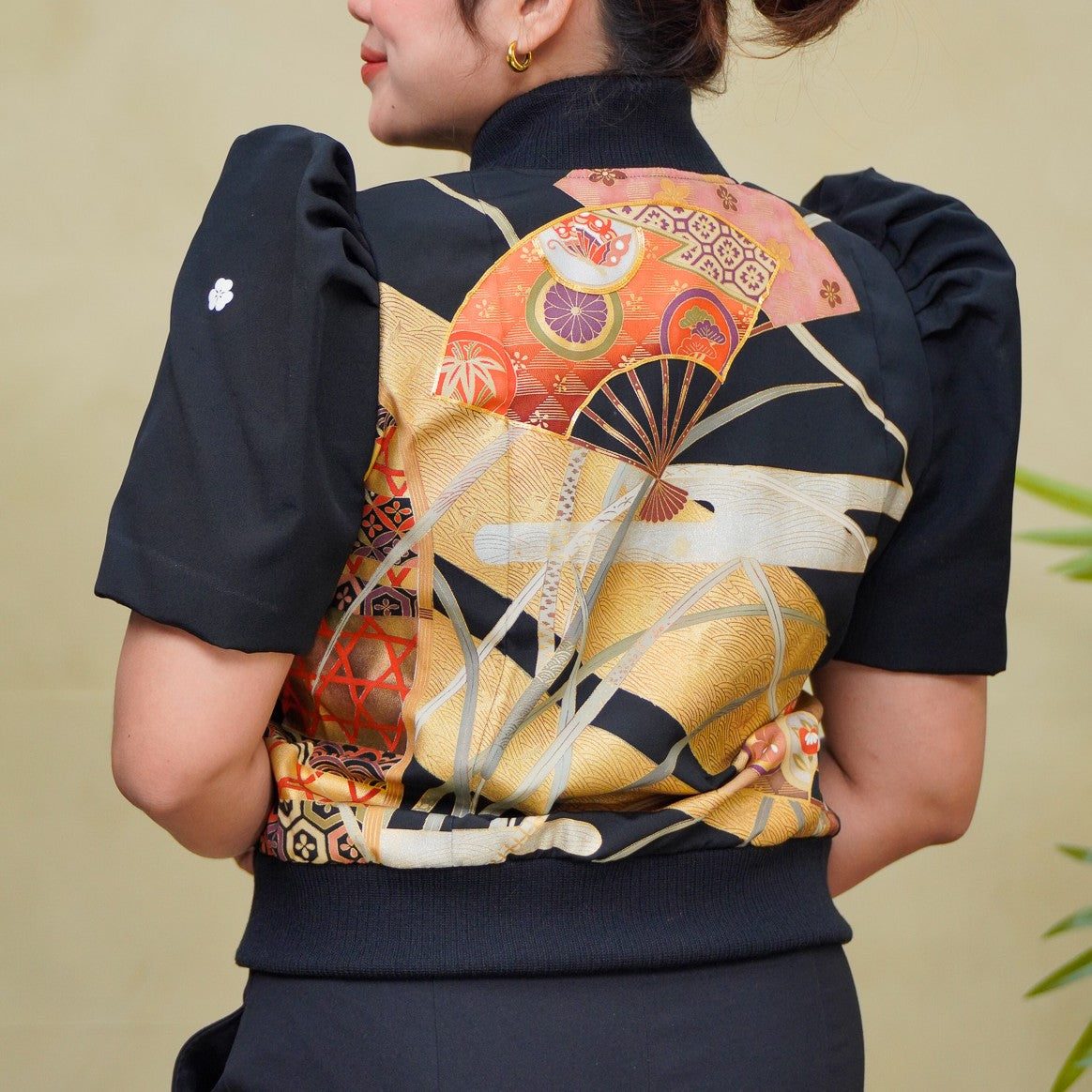 Premium On-hand item: Black Filipiniana Bomber Jacket | Medium | FBJ8663M -O