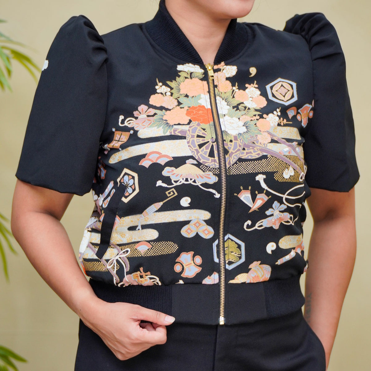 Premium On-hand item: Black Filipiniana Bomber Jacket | Medium | FBJ8666M -O