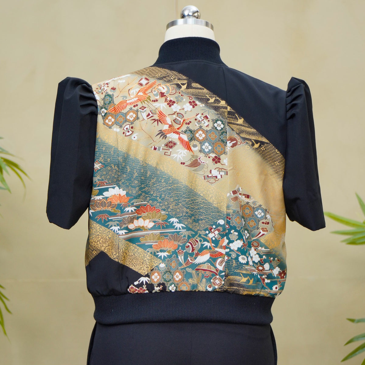 Premium On-hand item: Black Filipiniana Bomber Jacket | 2XL | FBJ8668M -O