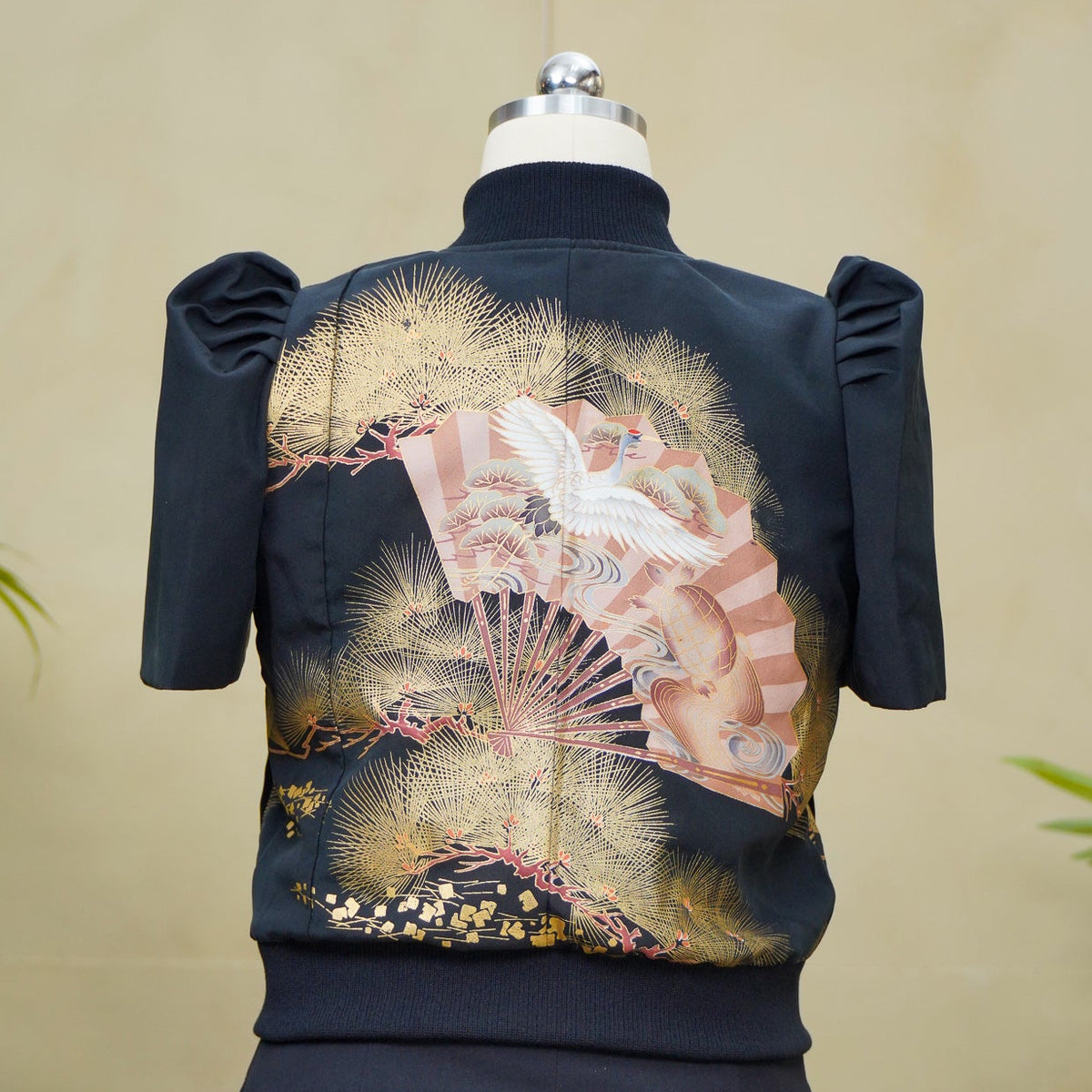 Premium On-hand item: Black Filipiniana Bomber Jacket | Medium | FBJ8662M -O