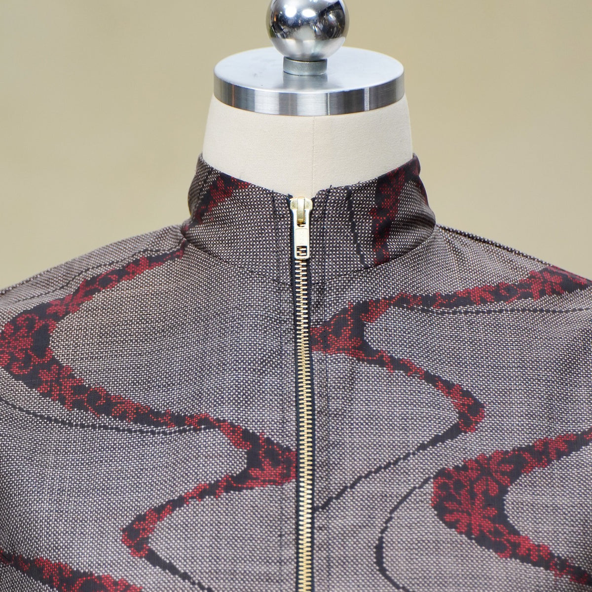 Premium On-hand item: DOROZOME Gray Puff Jacket | Large | PJ8660M -O