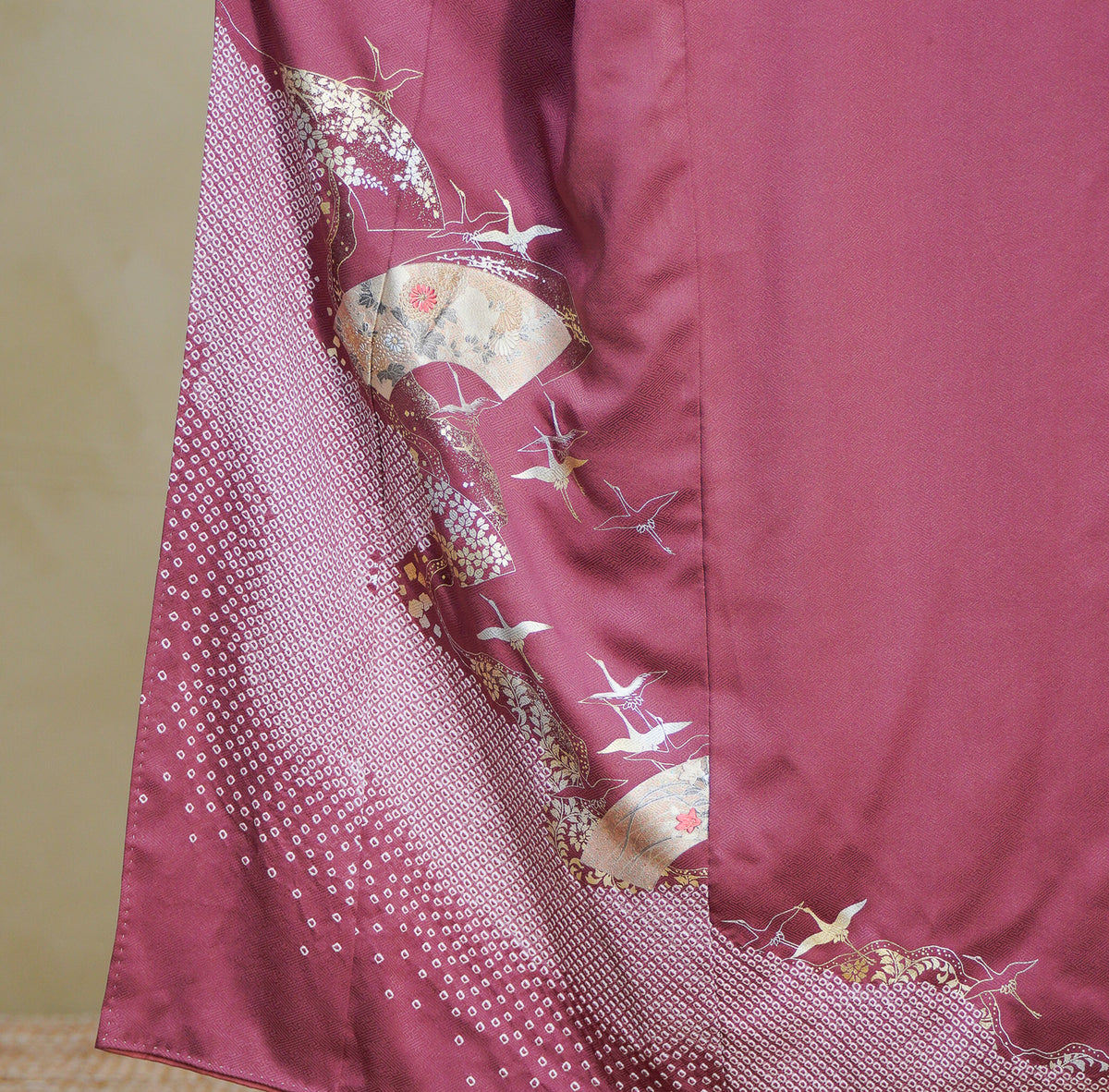 Premium Sho Fabric: 0908_02 | Red Camellia