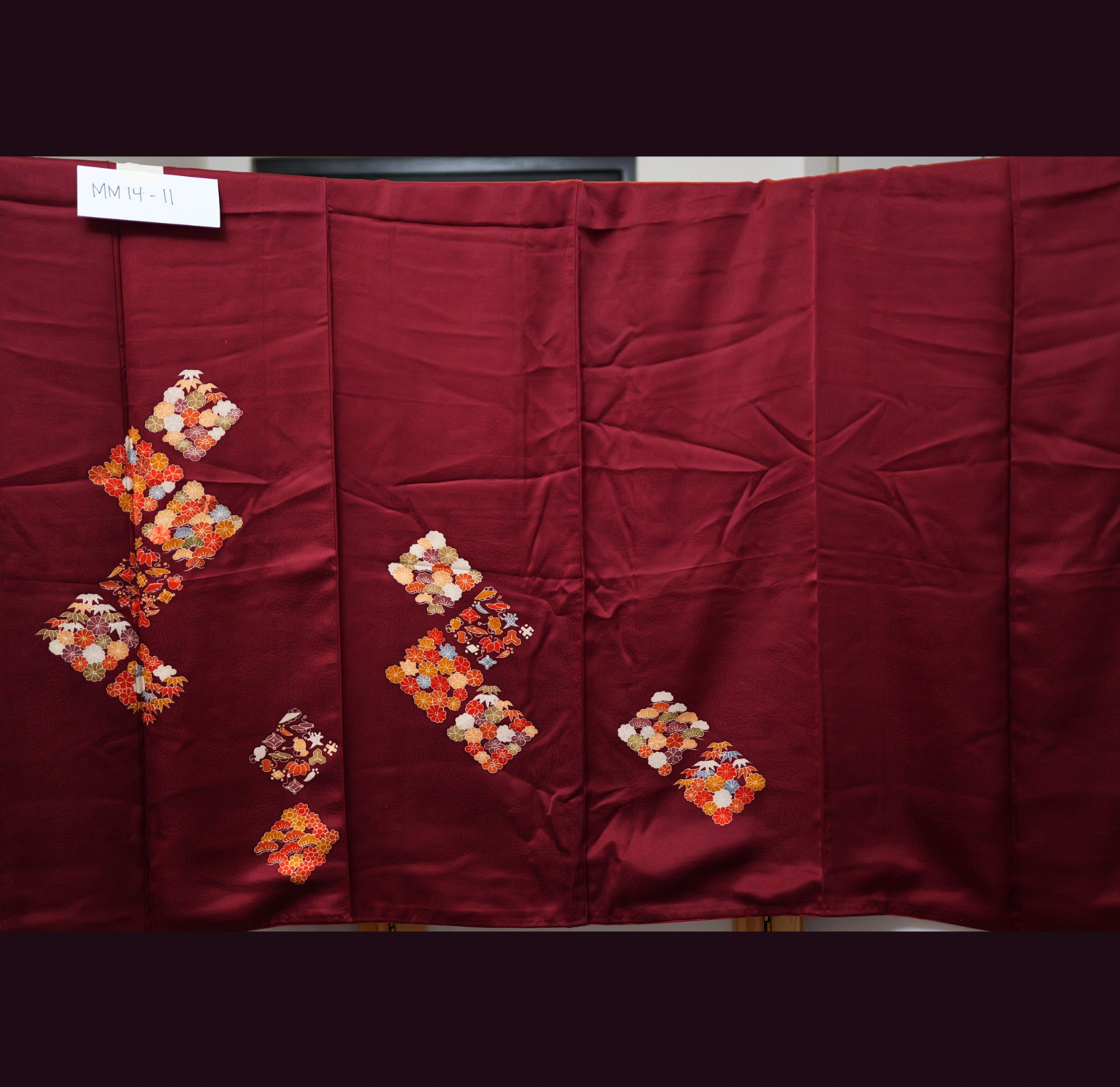 NALB (No Art Left Behind) Fabric: Deep Colored MM14-11