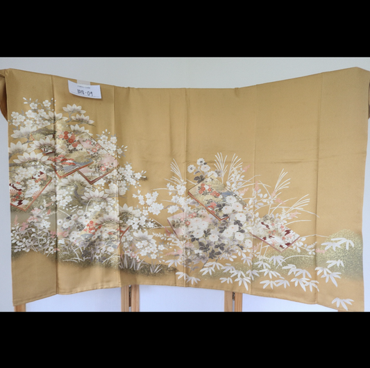 Premium Fabric: 1018-09 Beige CreamYellow Floral