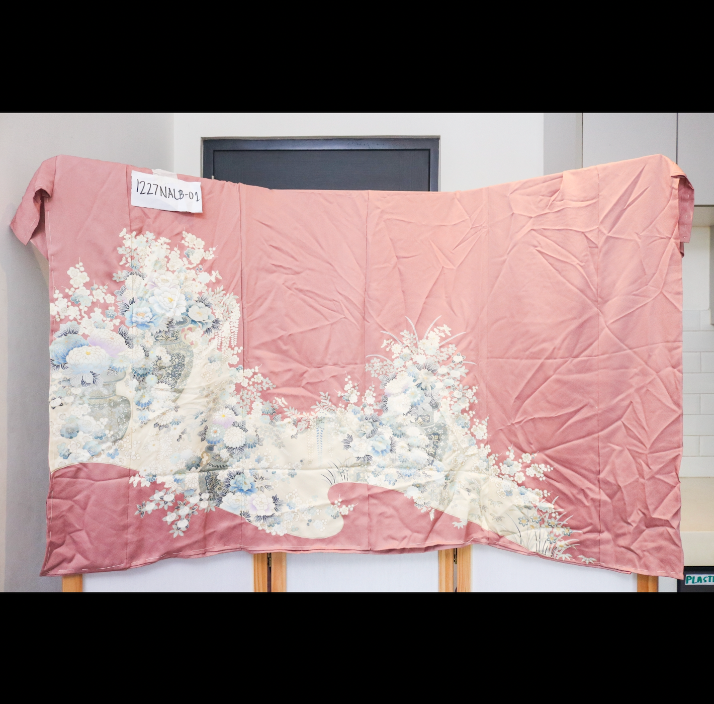 NALB - No Art Left Behind Fabric | 1229NALB-01 Pink
