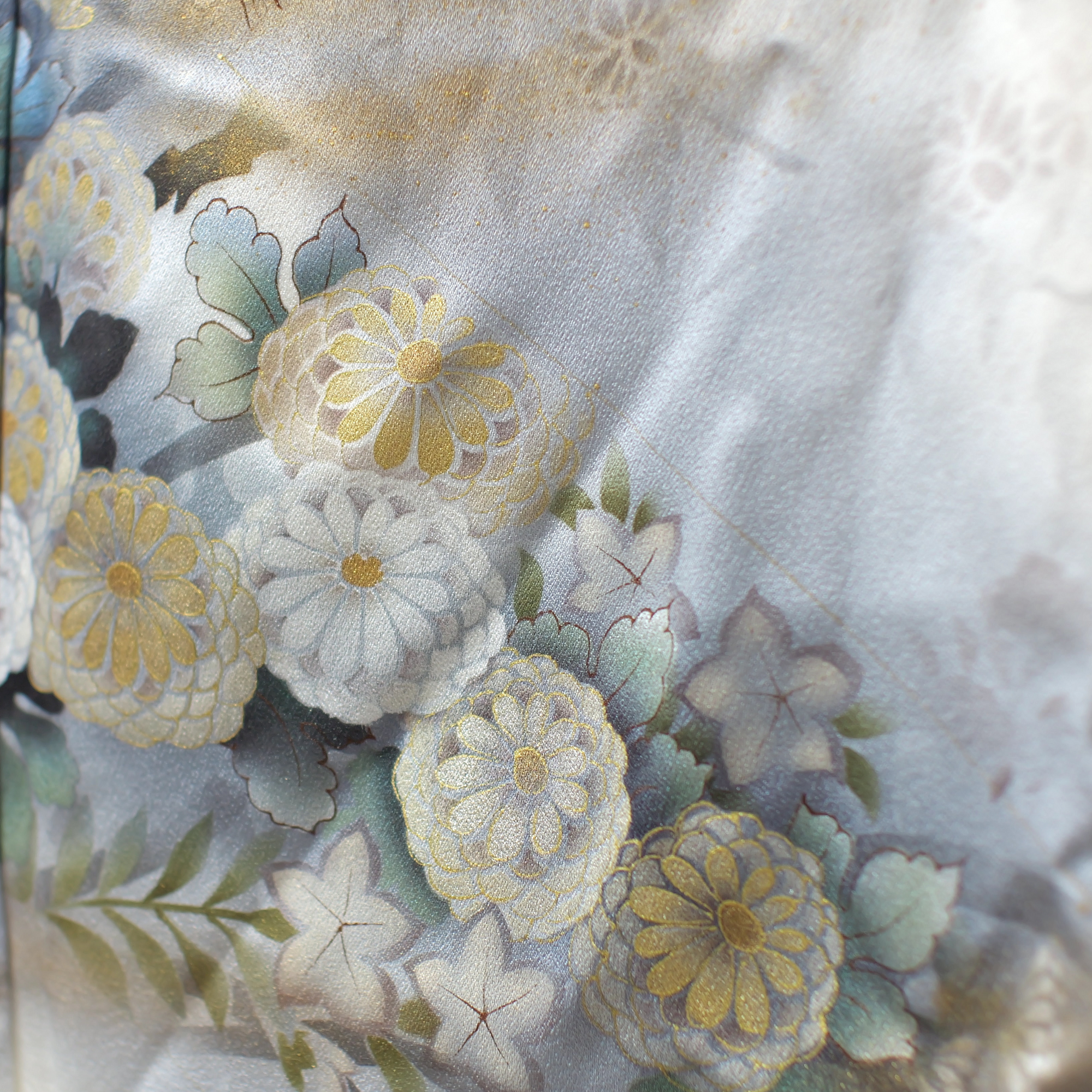 Premium Fabric: Sept21-02 Rare white cream!