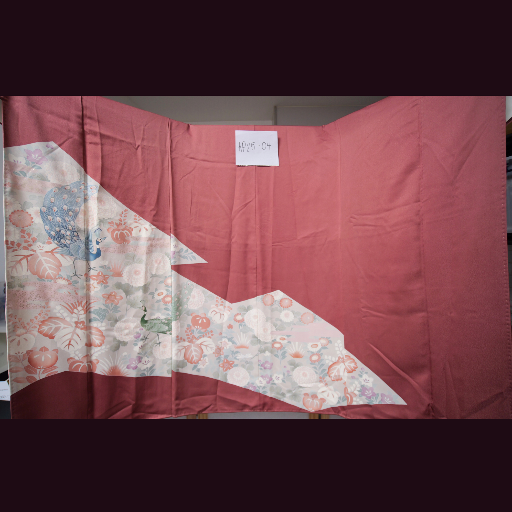 NALB (No Art Left Behind) Fabric: AP25-04 | Peacock in Red