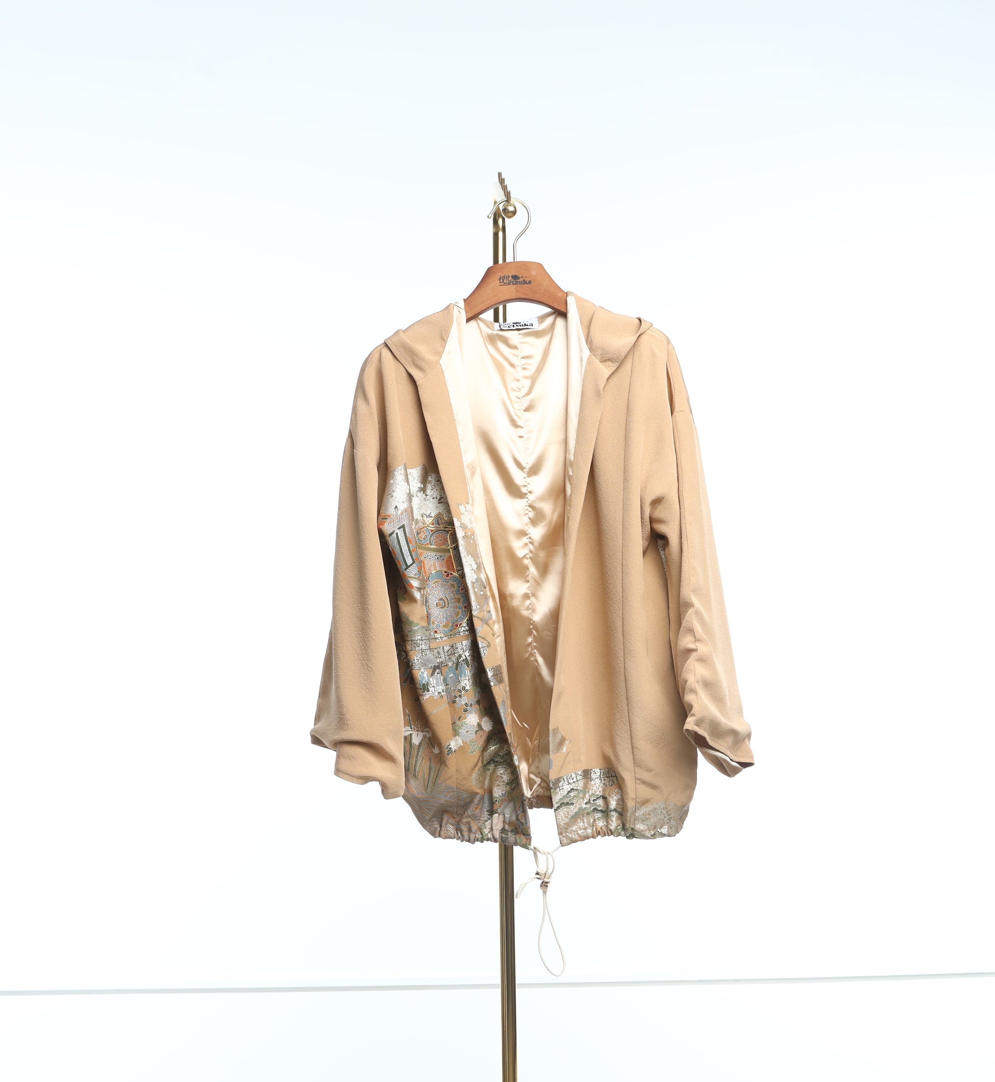 On-hand: Hoodie | H6150 Beige gold premium