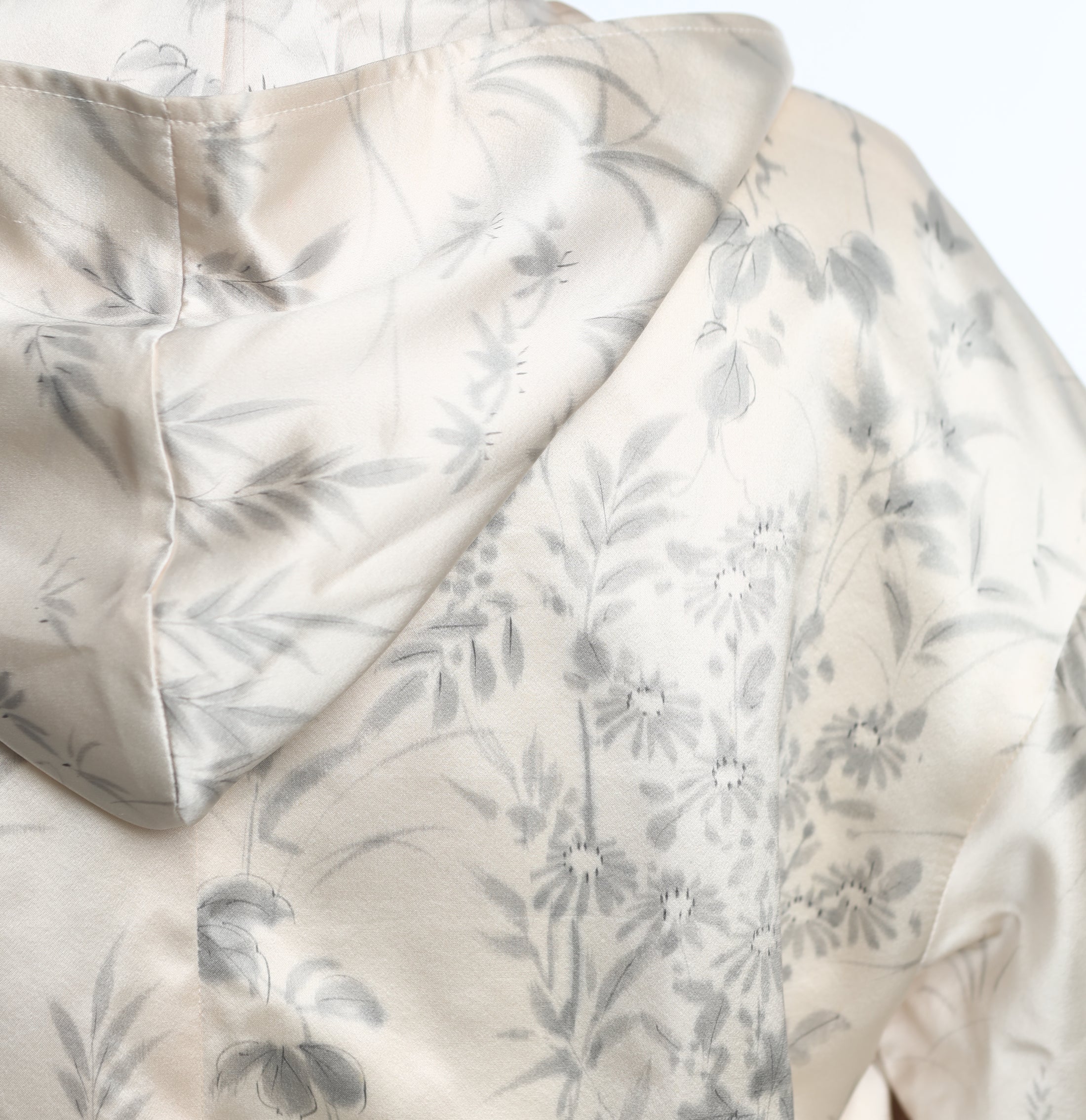 On-hand item: Kodomo Hoodie | HK6001 Shiny cream | Ship in 1-3 weeks