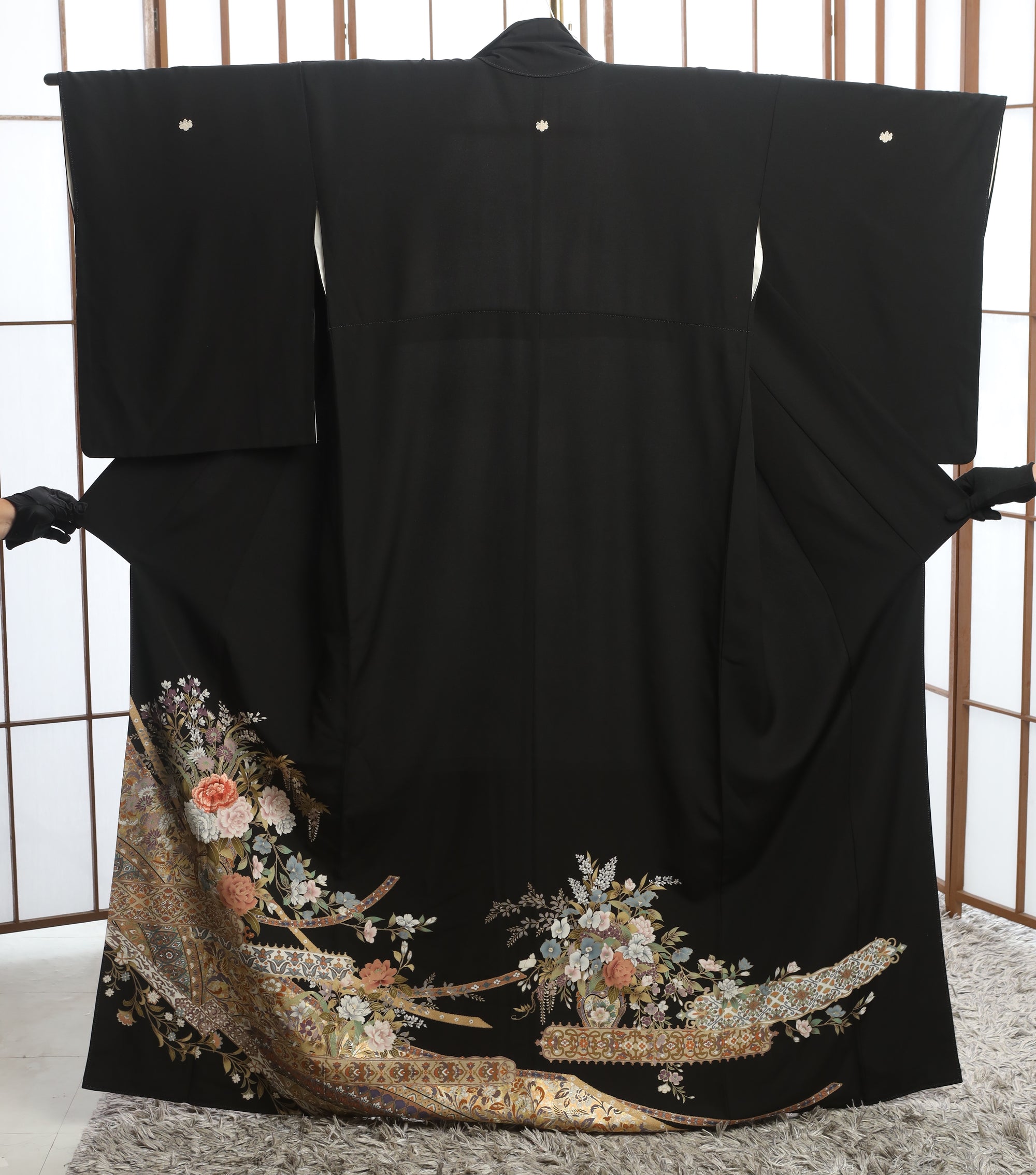 Bai Fabric: 0423-02 | Black chastity floral